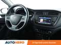 Hyundai i20 1.4 Style Aut.*NAVI*CAM*SHZ*LHZ*TEMPO*ALU* Schwarz - thumbnail 13