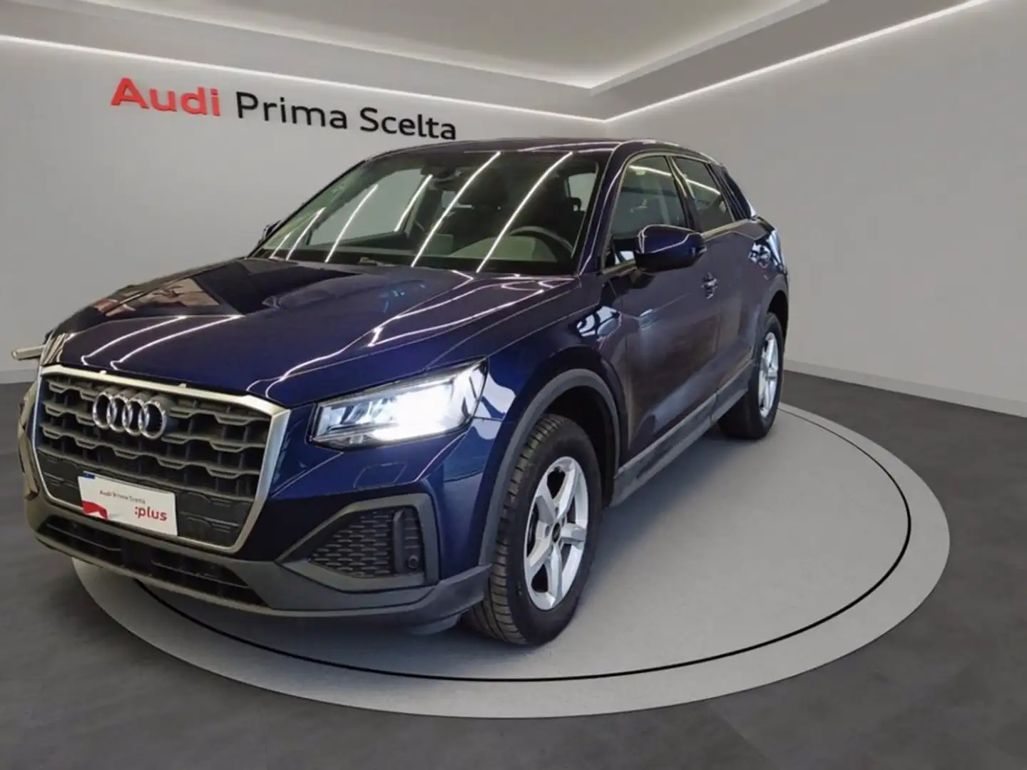 Audi Q2 35 1.5 tfsi business Blau - 1