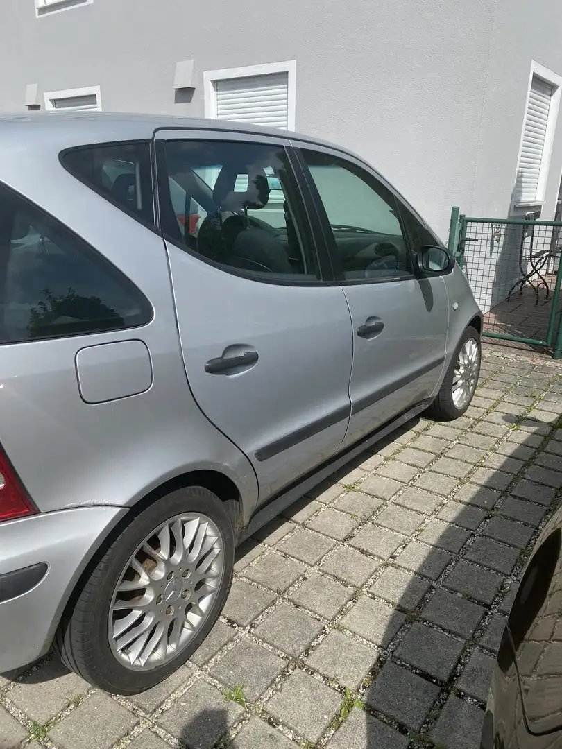 Mercedes-Benz A 140 Classic Argintiu - 1