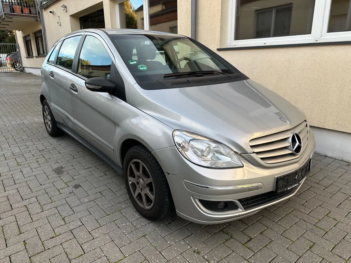 Mercedes-Benz B 180 CDI Autotronic Getriebeschaden Silber - 1