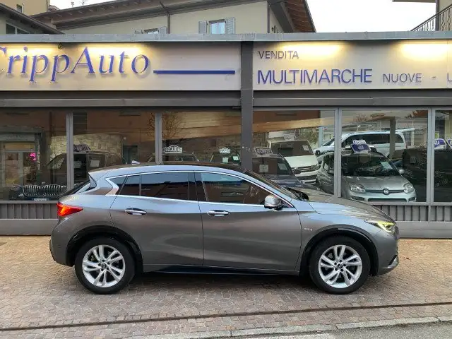 Infiniti Q30 2.2d Premium 170 CV Automatico