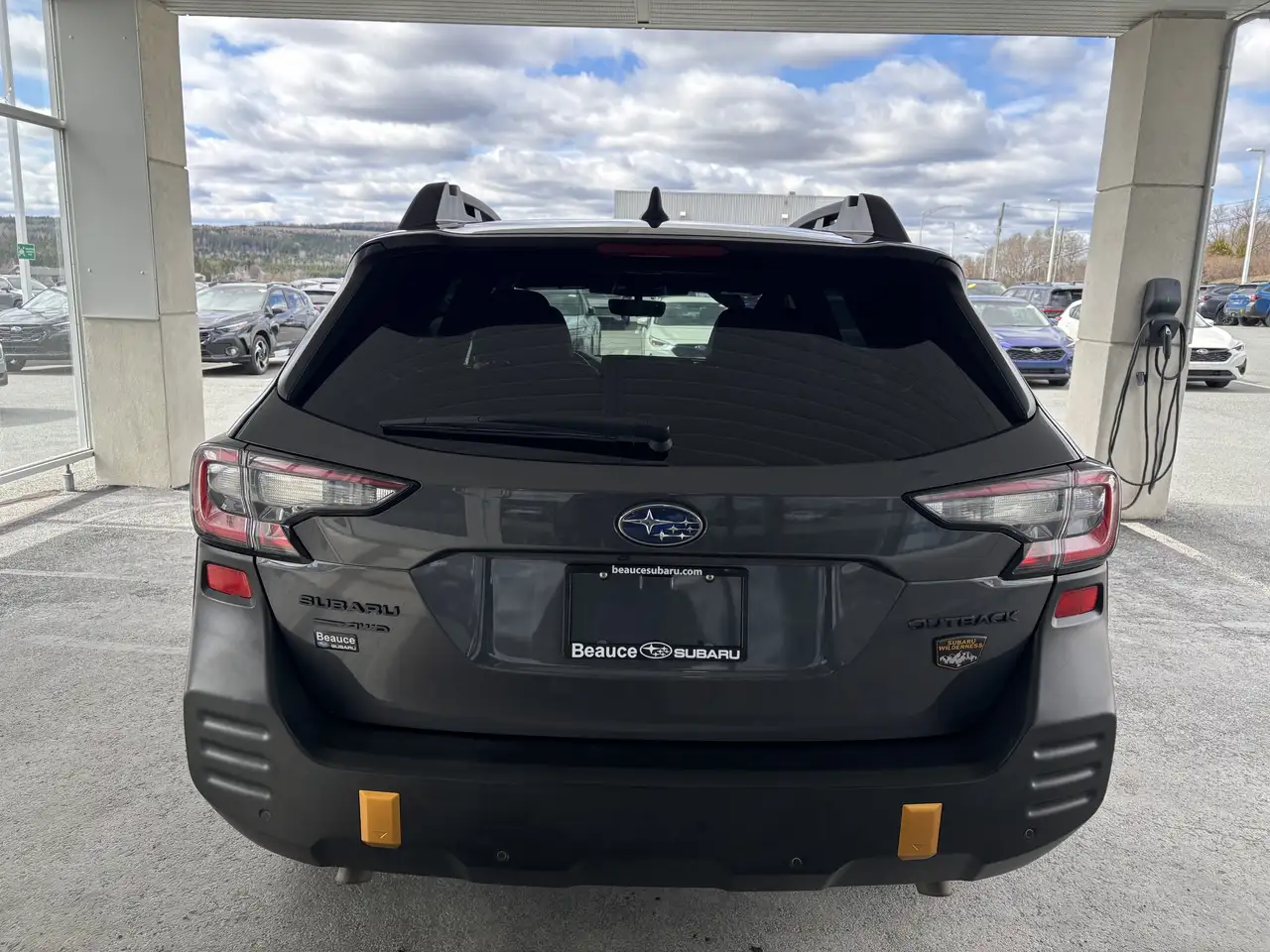 Subaru OUTBACK снимка Subaru OUTBACK