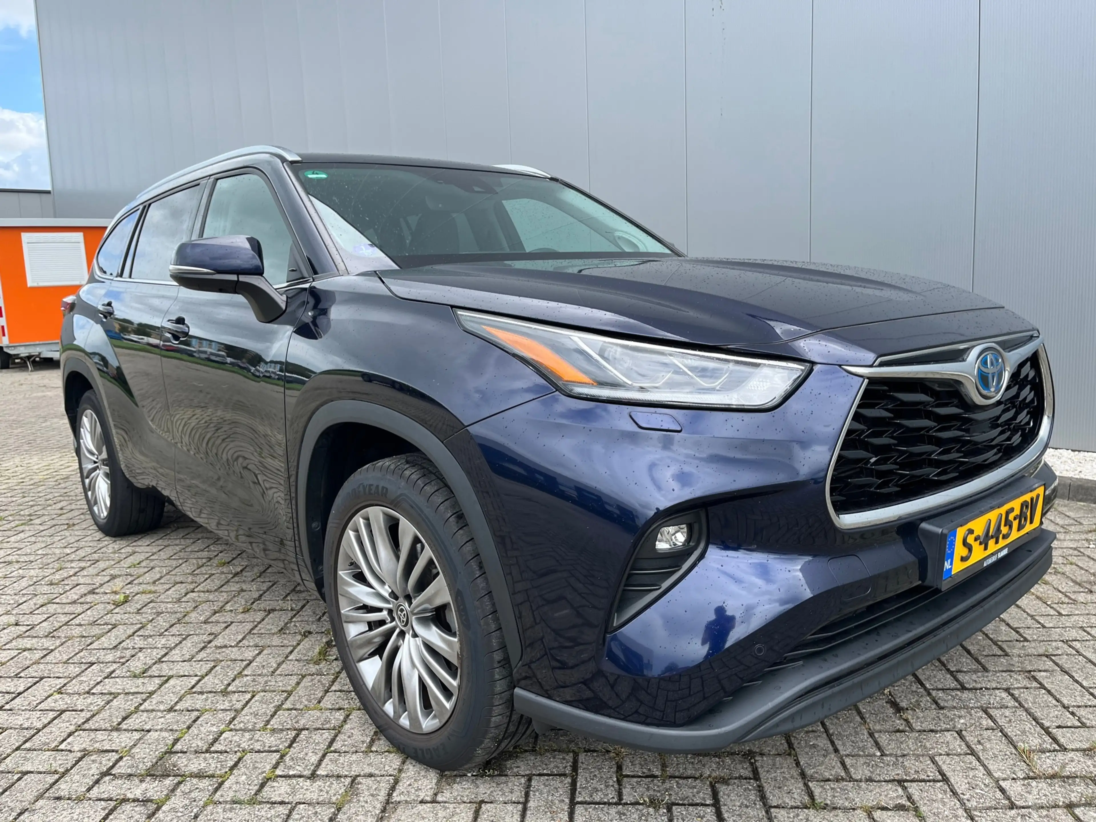 Toyota Highlander 2.5 AWD Hybrid Executive 7P — photo 9