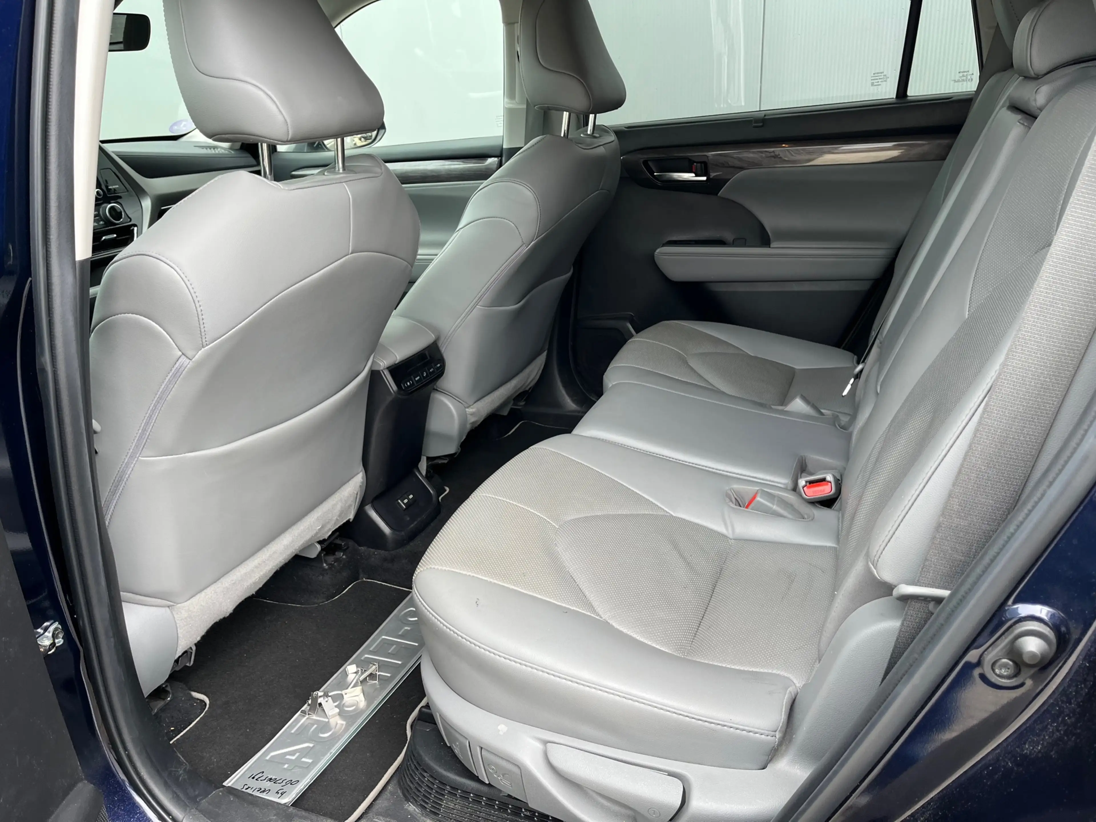 Toyota Highlander 2.5 AWD Hybrid Executive 7P — photo 5