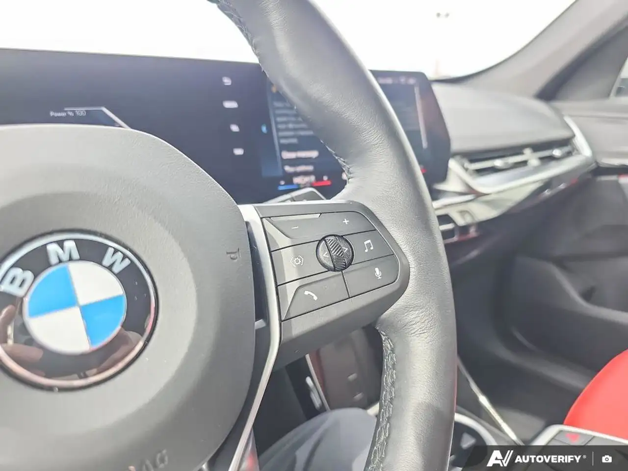 BMW X1 снимка BMW X1