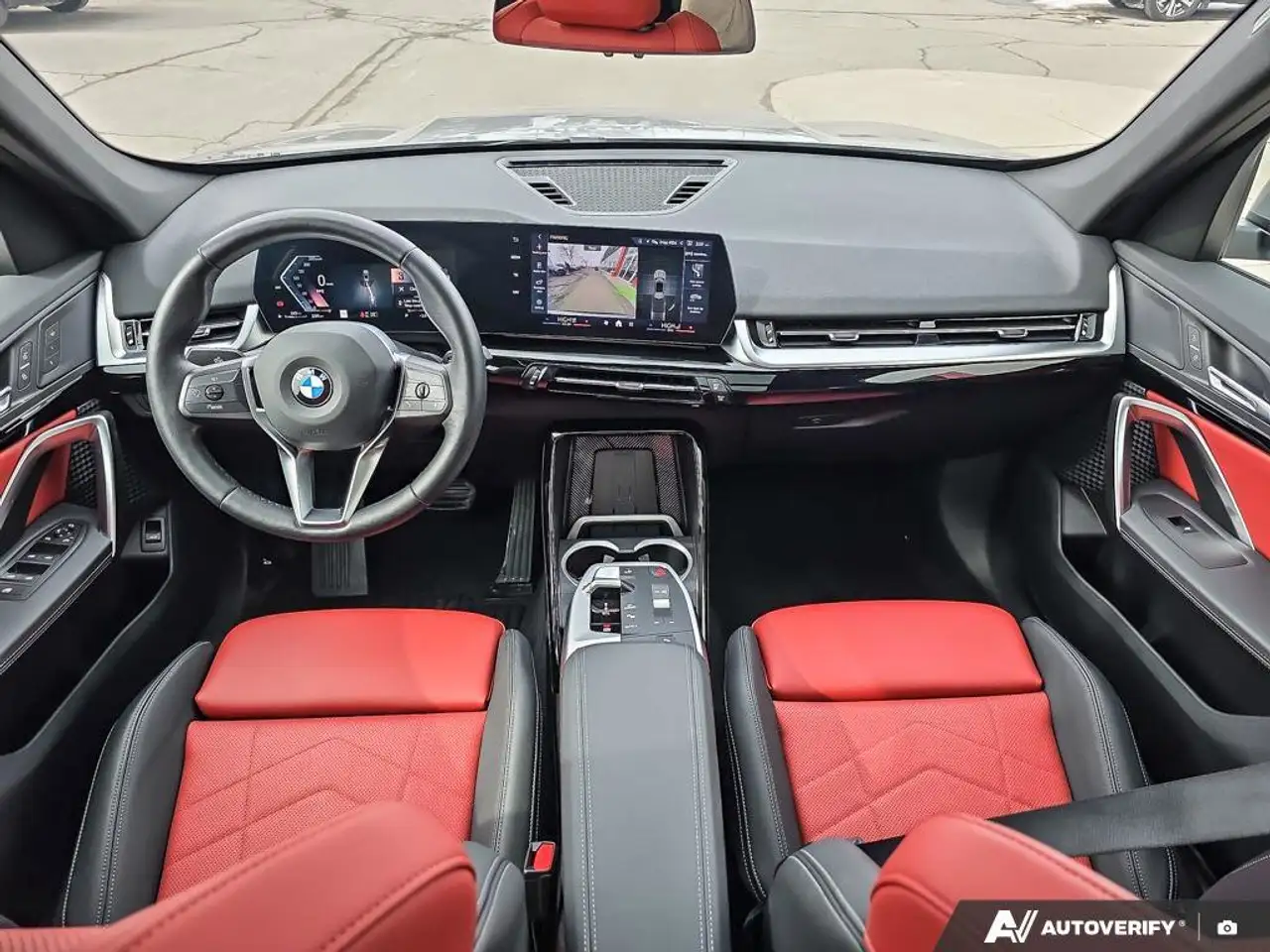 BMW X1 снимка BMW X1