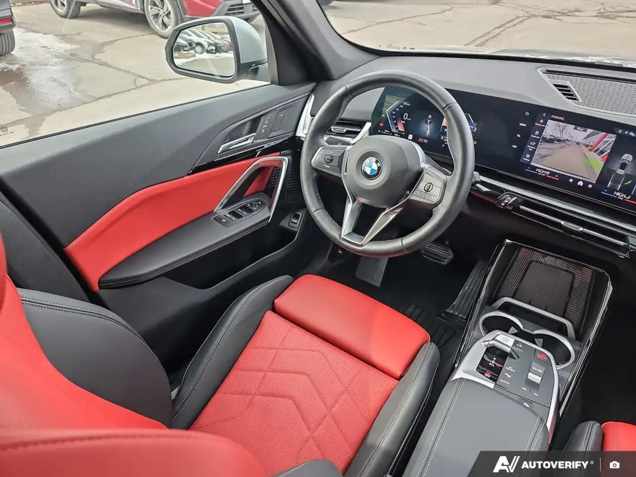 BMW X1 снимка BMW X1