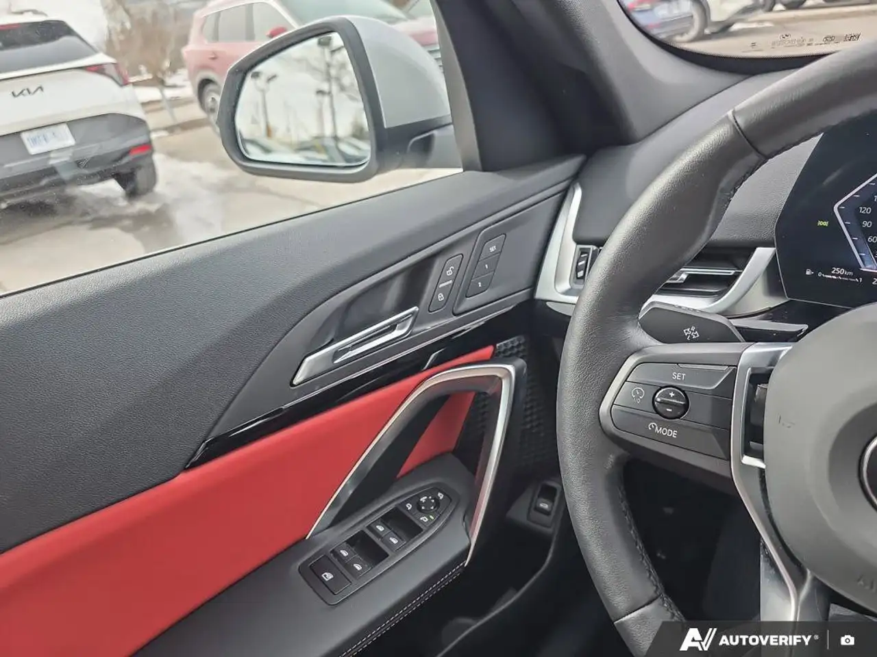 BMW X1 снимка BMW X1