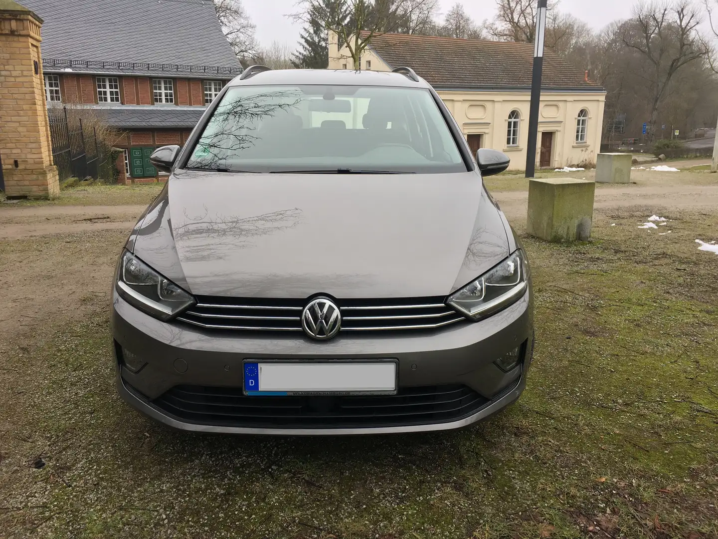 Volkswagen Golf Sportsvan Golf Sportsvan 1.2 TSI Comfortlinie Klima AHK Gris - 2