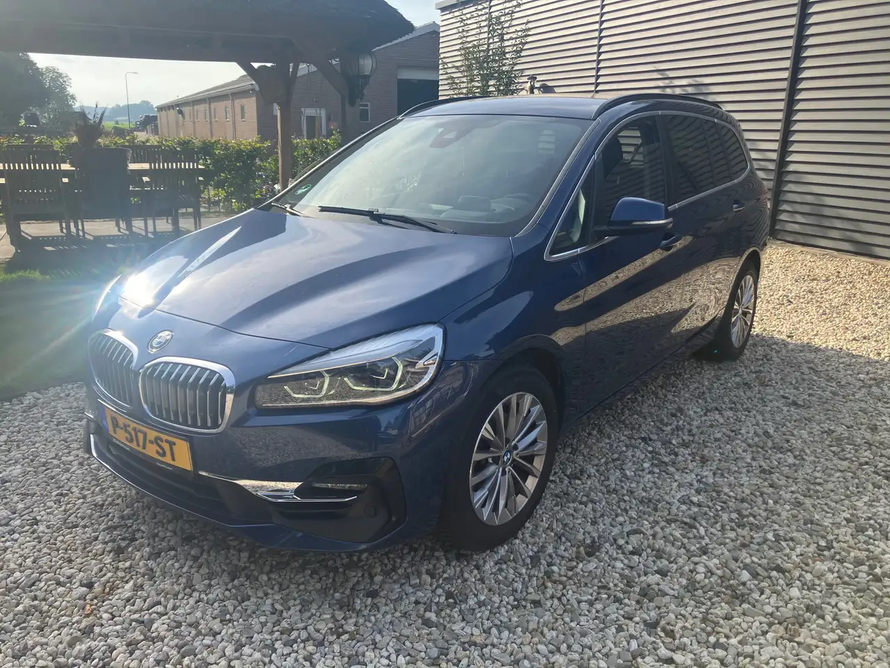 BMW 216