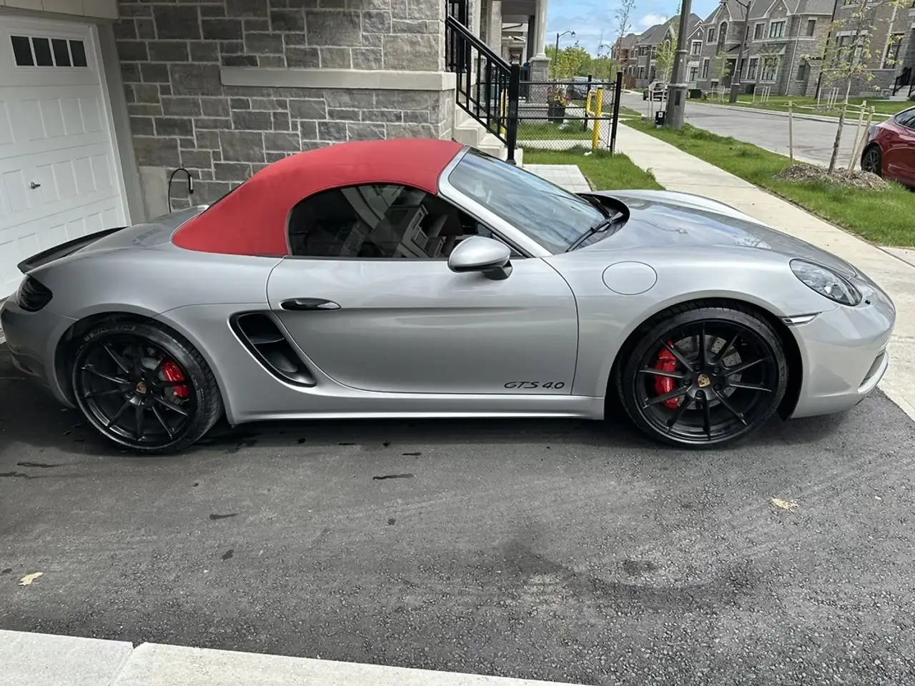 Porsche 718 Boxster photo Porsche 718 Boxster