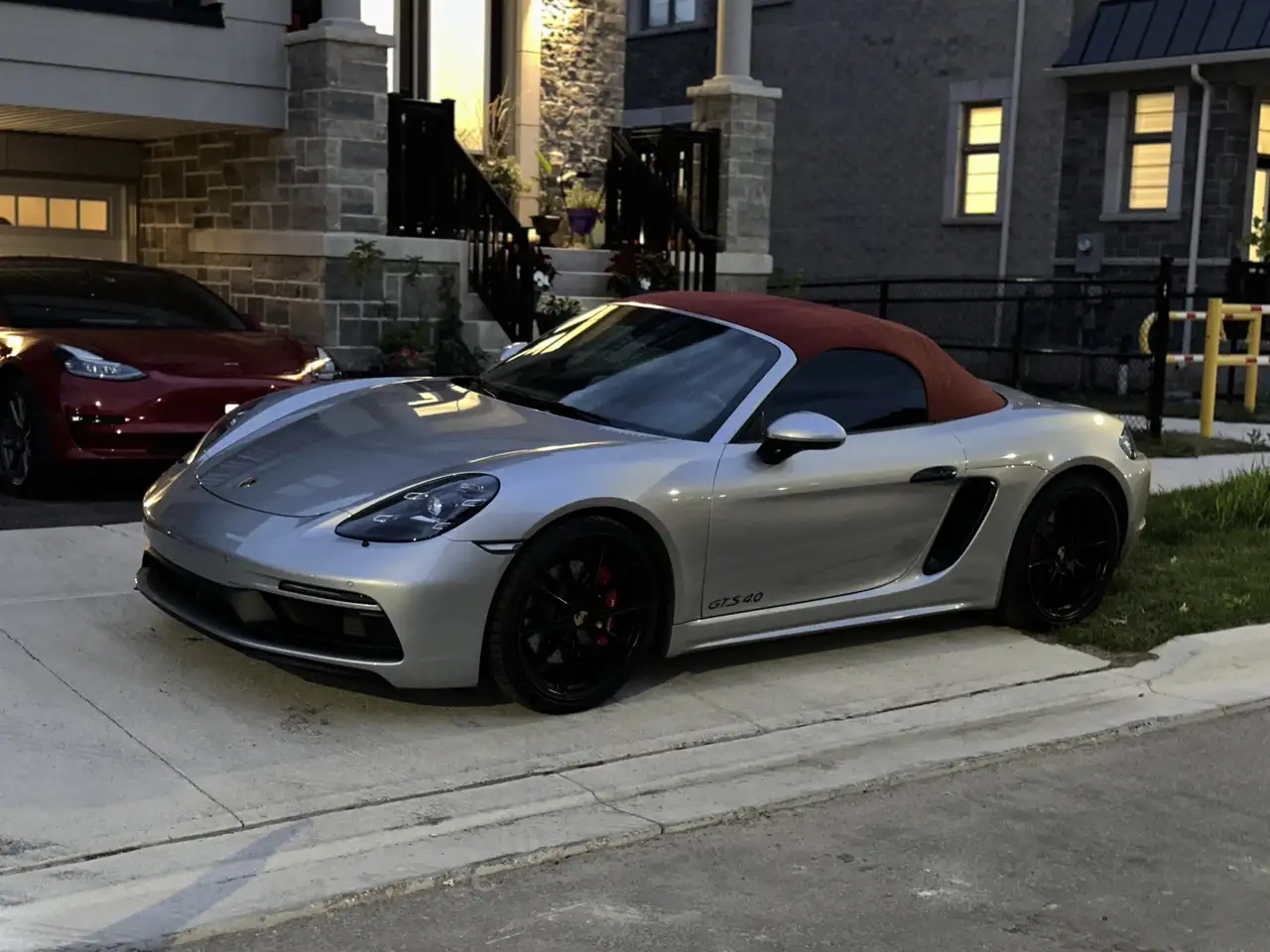 Porsche 718 Boxster photo Porsche 718 Boxster