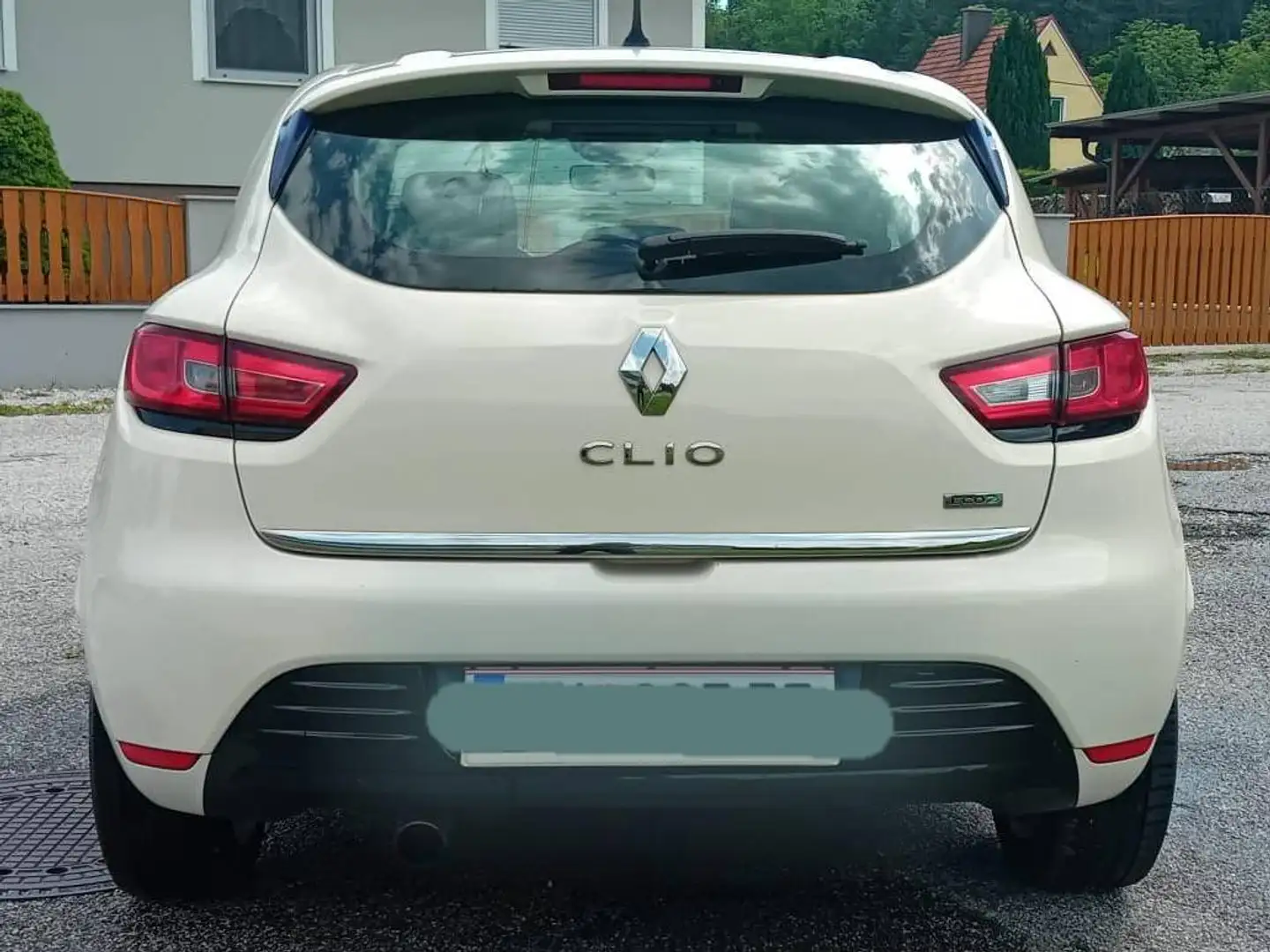 Renault Clio TCe90 Eco Turbobenziner Beige - 2