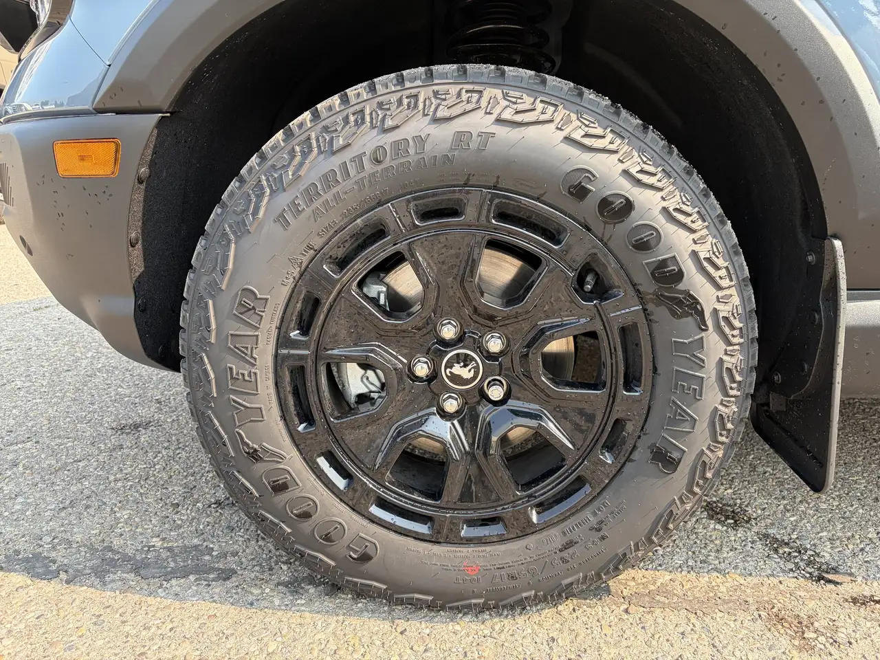 Ford Bronco Sport photo Ford Bronco Sport