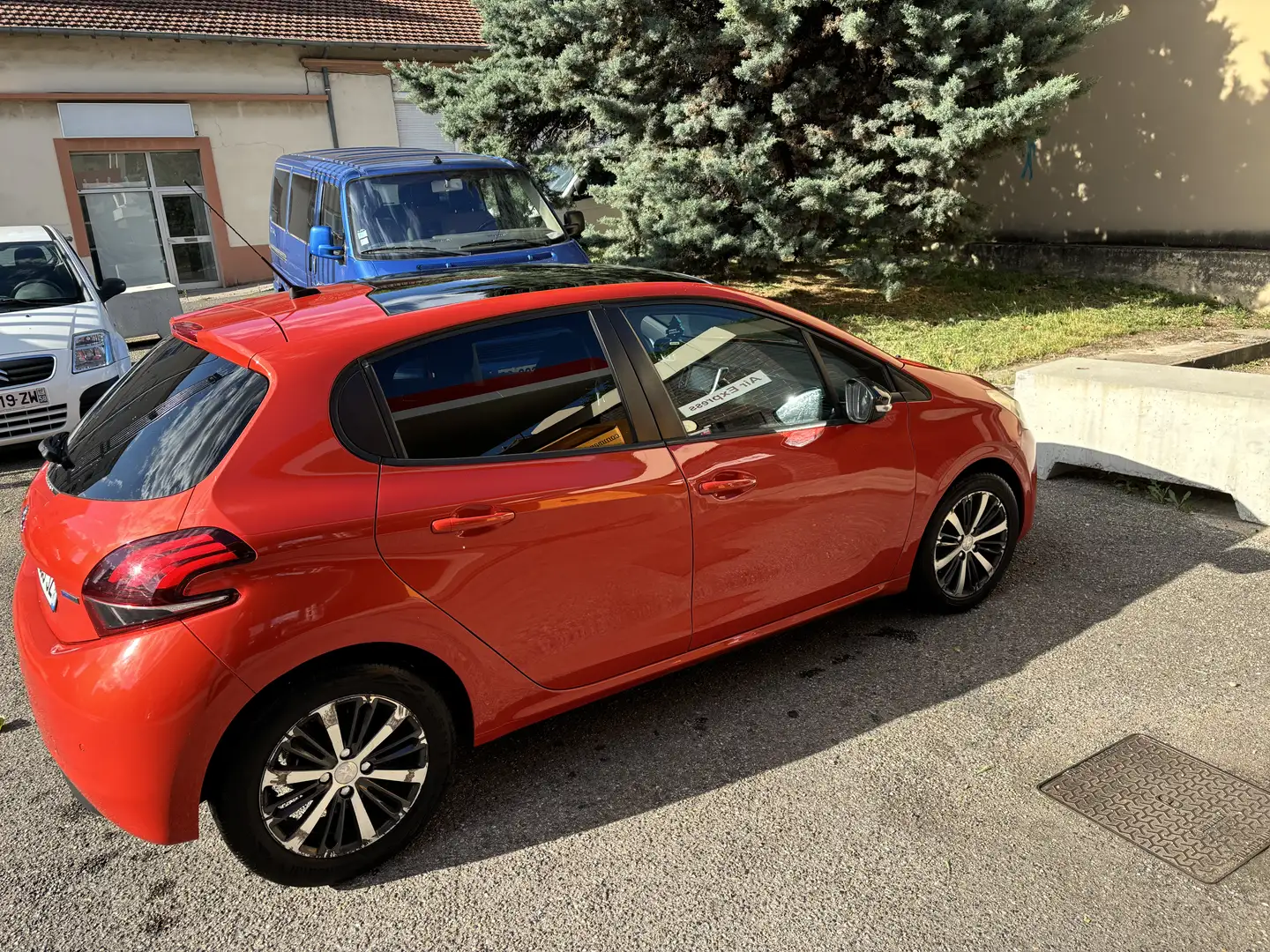 Peugeot 208 208 VTI 82cv - 2
