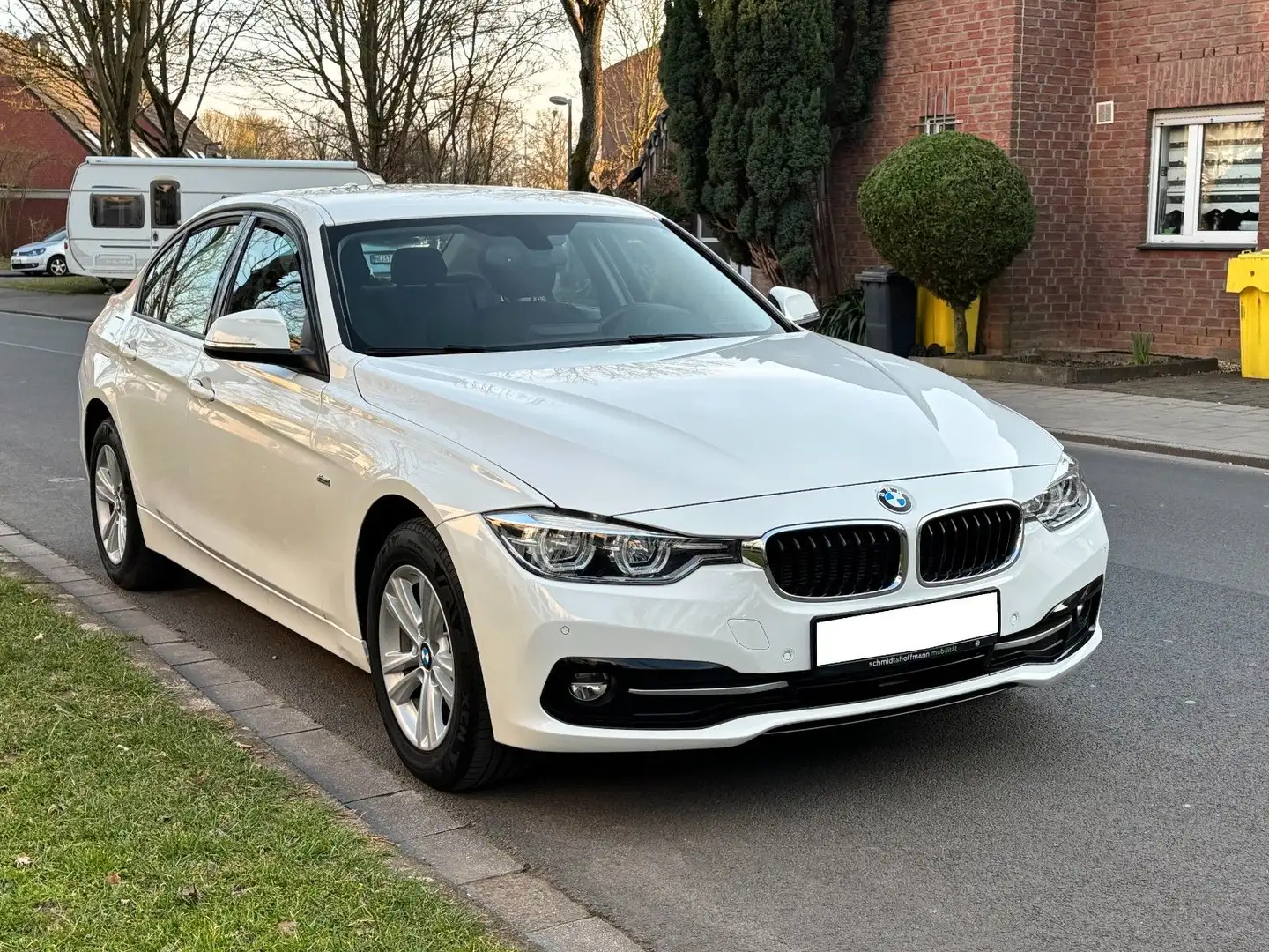 BMW 320 d Aut. /Sport Line-Navi-LED-PDC Blanc - 1
