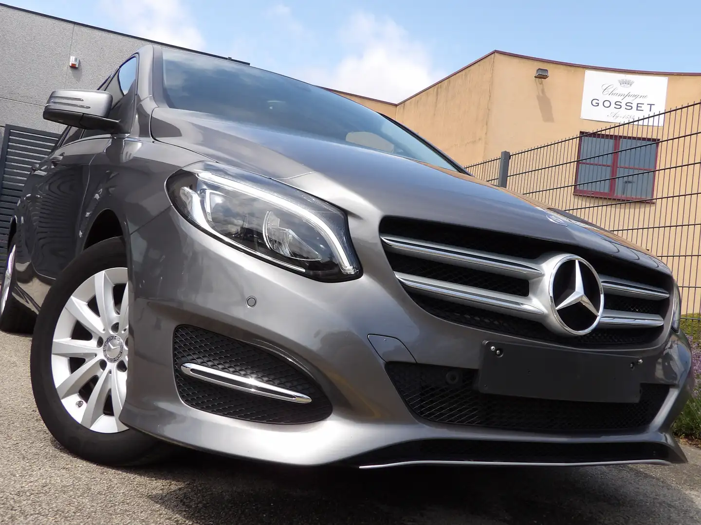 Mercedes-Benz B 180 B 180 (CDI) d 7G-DCT - Face Lift! Gris - 1