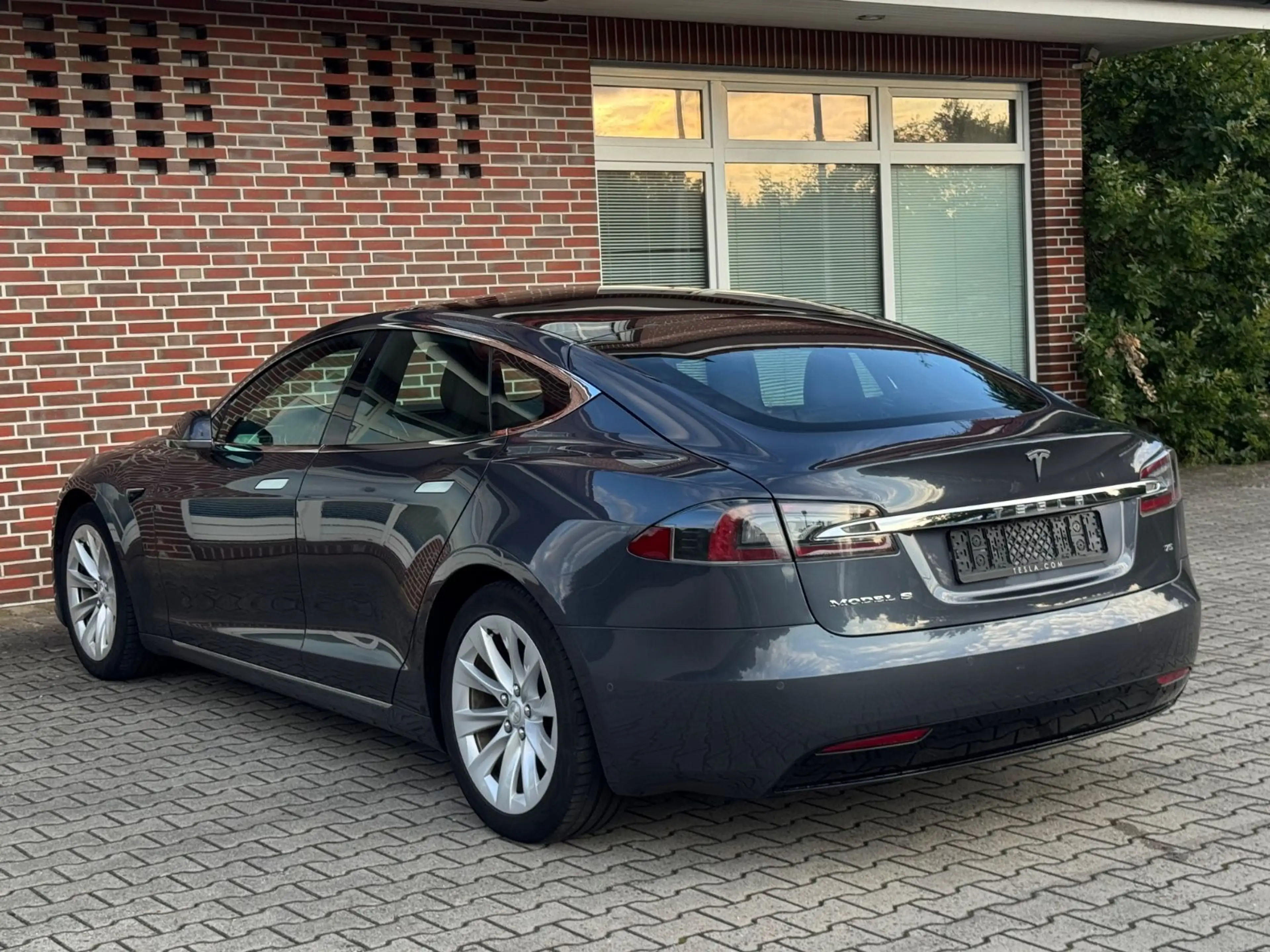 Tesla Model S 75*HW3*FSD/FULL SELF-DRIVING*MCU2*LEDER* — photo 3