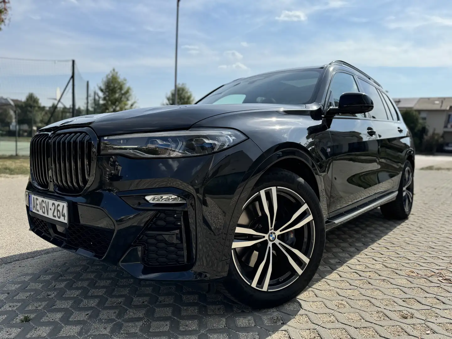 BMW X7 xDrive40d, M Sport, Panorama, Laser, 6 Seat - 1