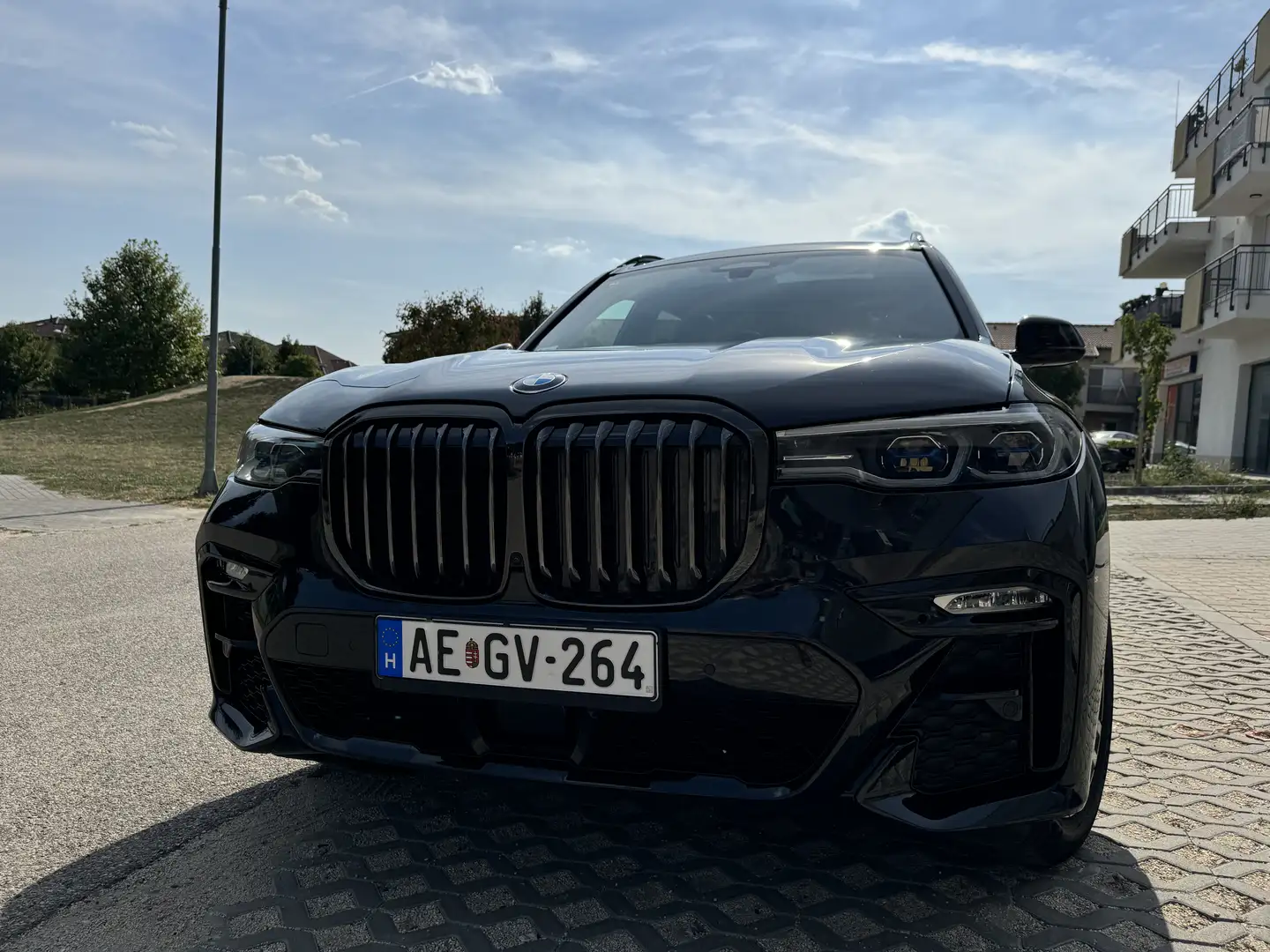 BMW X7 xDrive40d, M Sport, Panorama, Laser, 6 Seat - 2