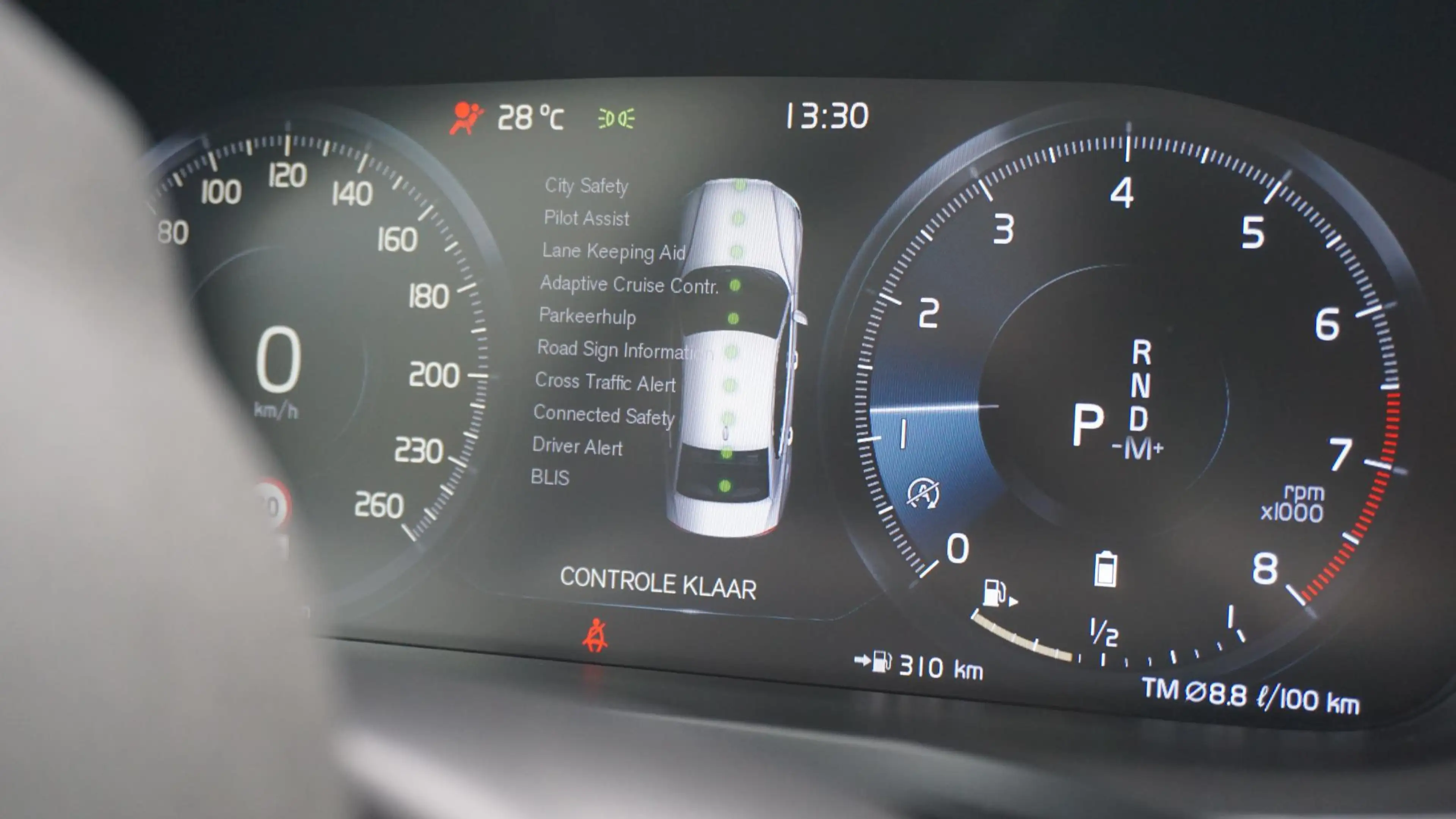 Volvo S60 2.0 163pk B3 R-Design & Style-Pack Pano.Dak *Black — photo 18