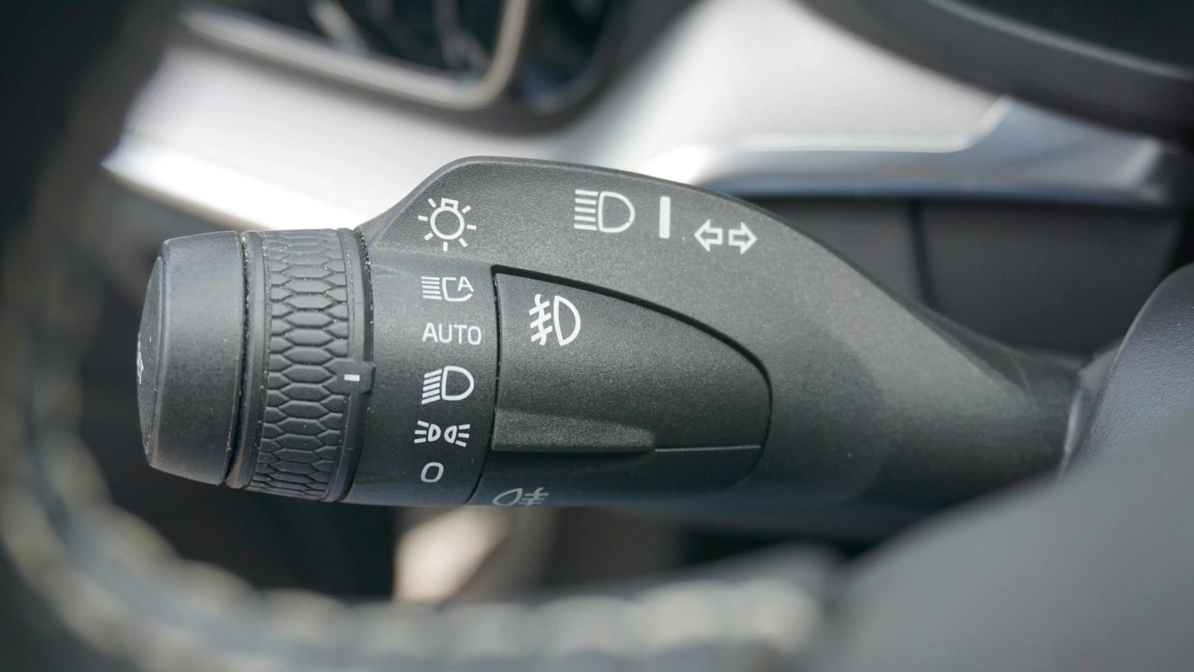 Volvo S60 2.0 163pk B3 R-Design & Style-Pack Pano.Dak *Black — photo 39