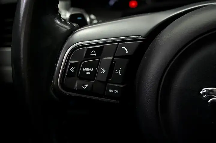 Jaguar XF 2.0 Diesel Prestige 2017, foto 20