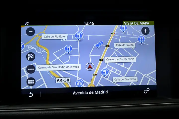Jaguar XF 2.0 Diesel Prestige 2017, foto 10