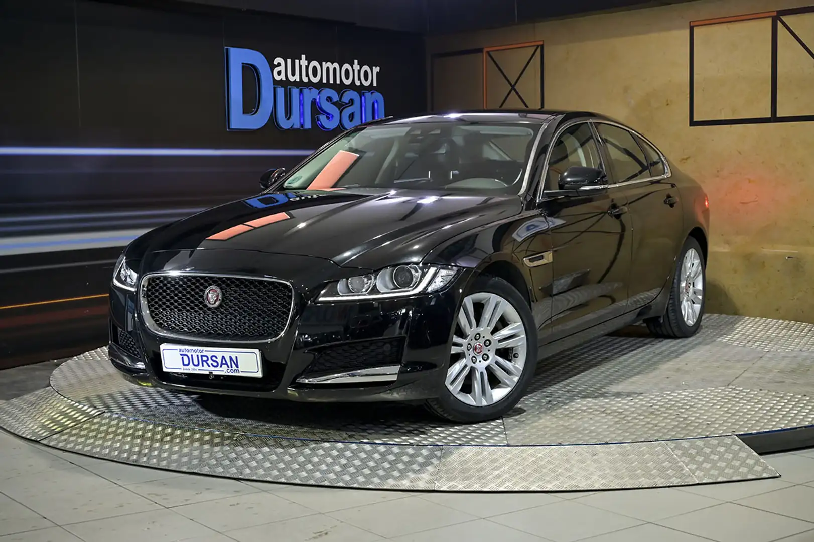 Jaguar XF 2.0D 132kW (180CV) Prestige Auto - 1