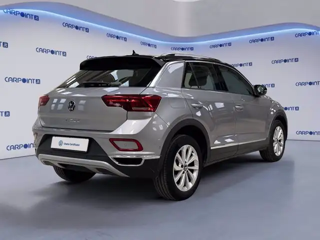 Volkswagen T-Roc view 6