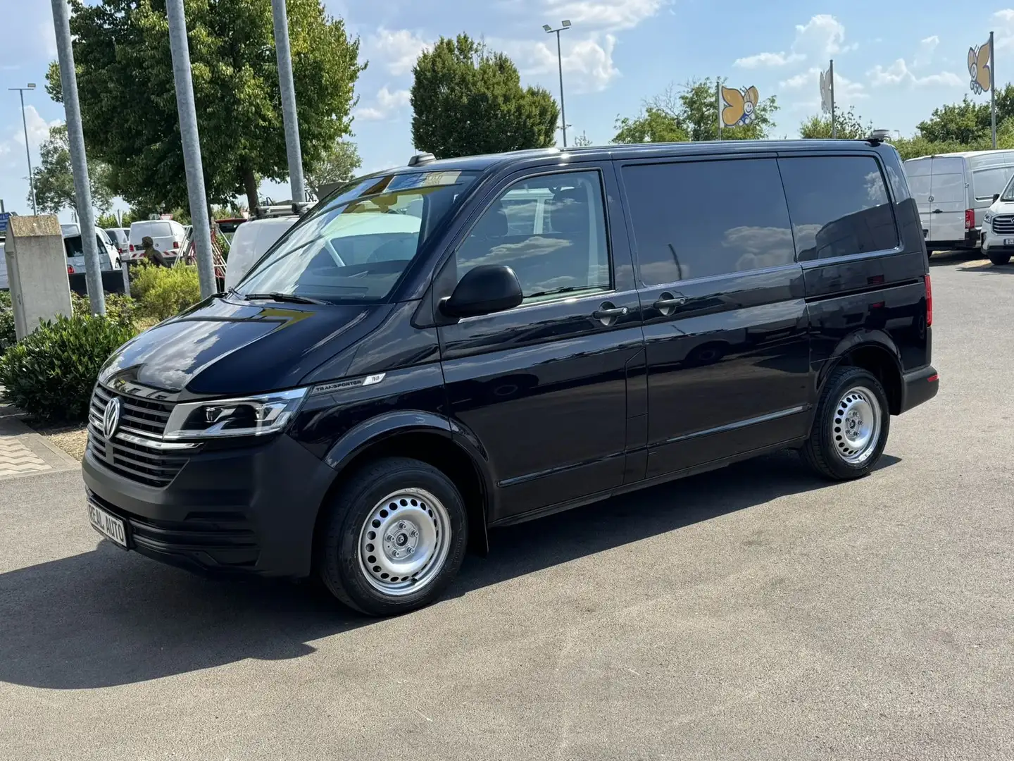 Volkswagen T6 Transporter 6.1 Kasten TDI 4Motion DSG ACC*AH Noir - 2