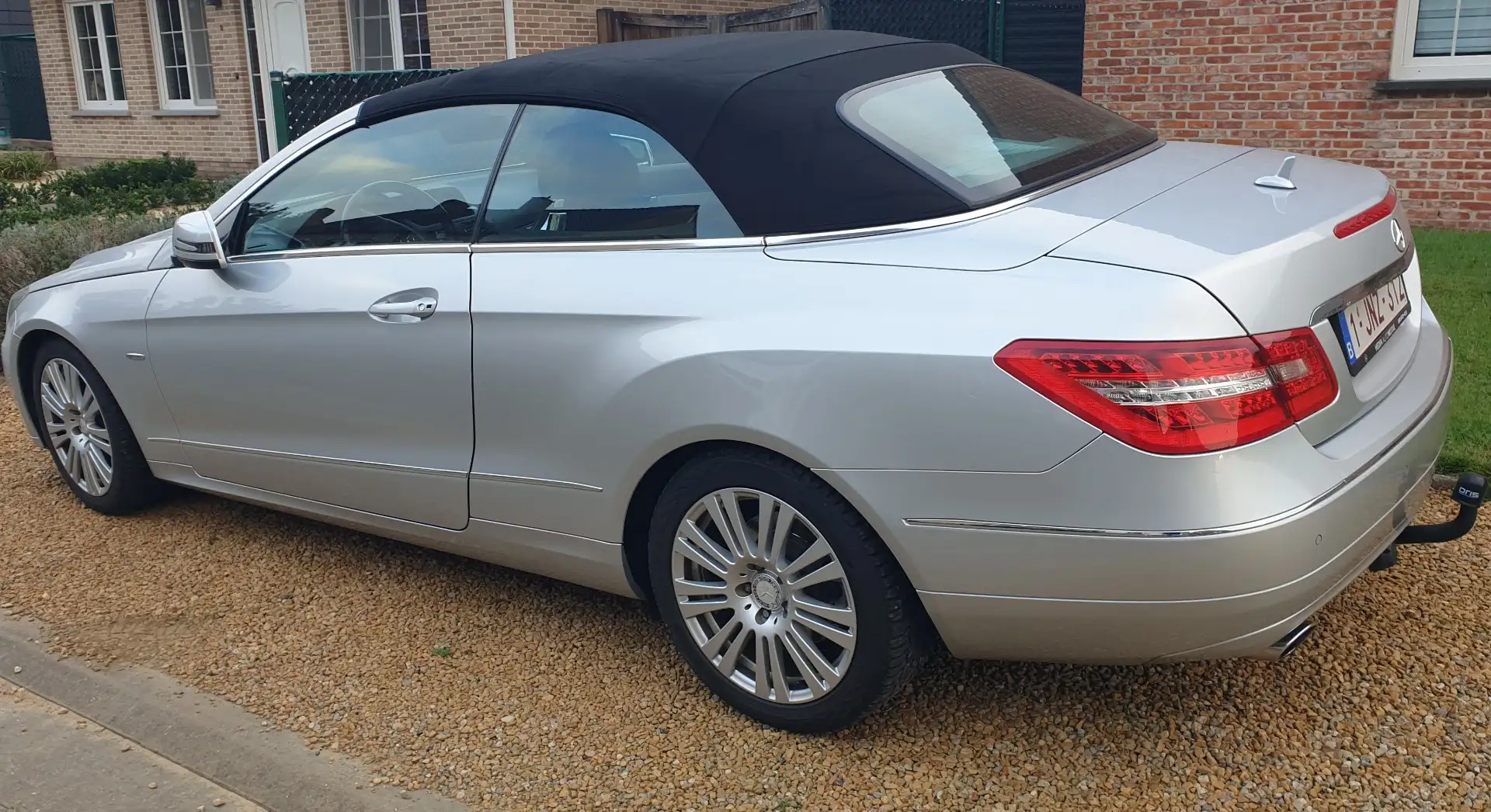 Mercedes-Benz E 220 CDI DPF Cabrio BlueEFFICIENCY Automatik Elegance - 2