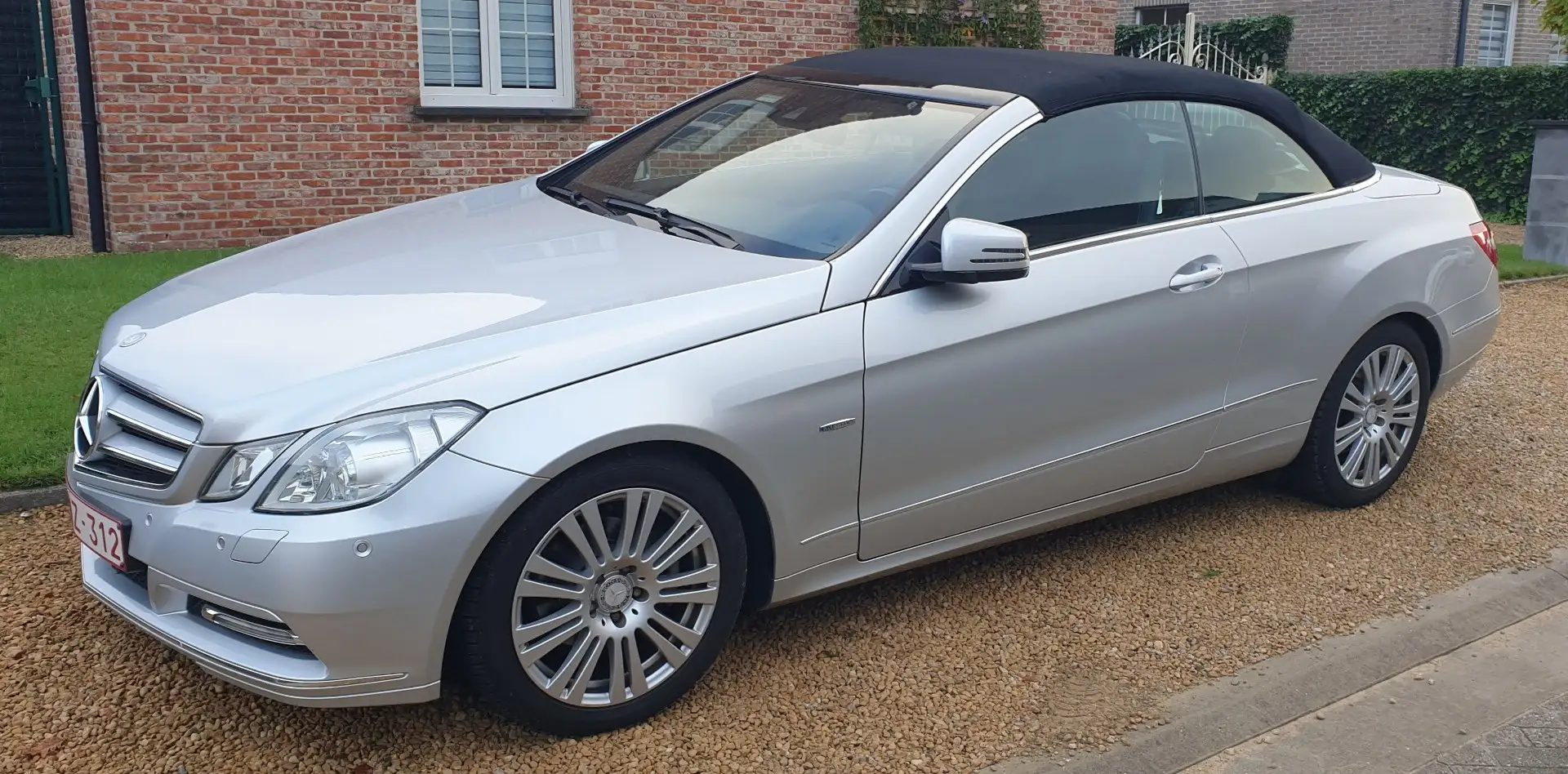 Mercedes-Benz E 220 CDI DPF Cabrio BlueEFFICIENCY Automatik Elegance - 1
