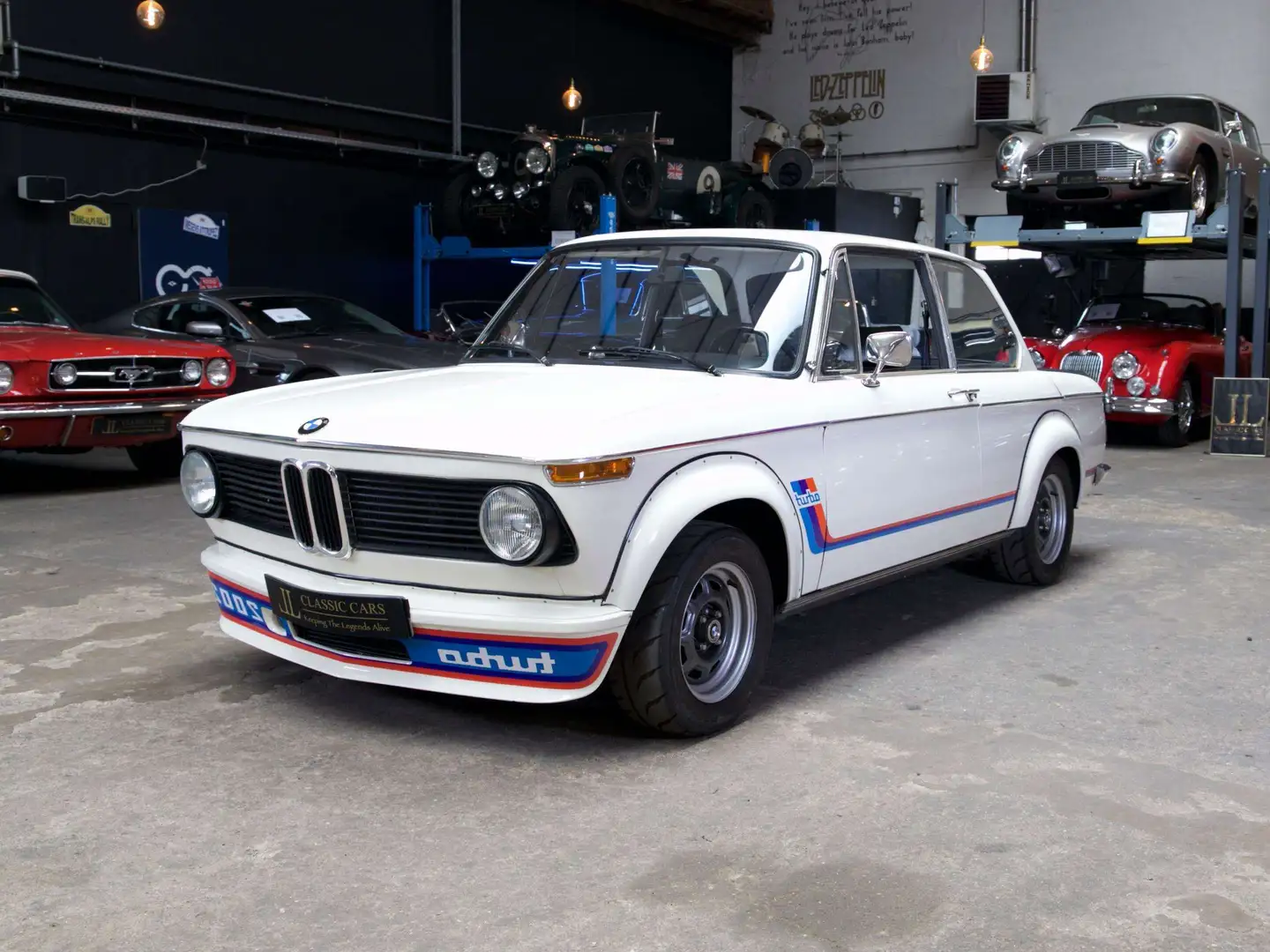 BMW 2002 Turbo Blanc - 1