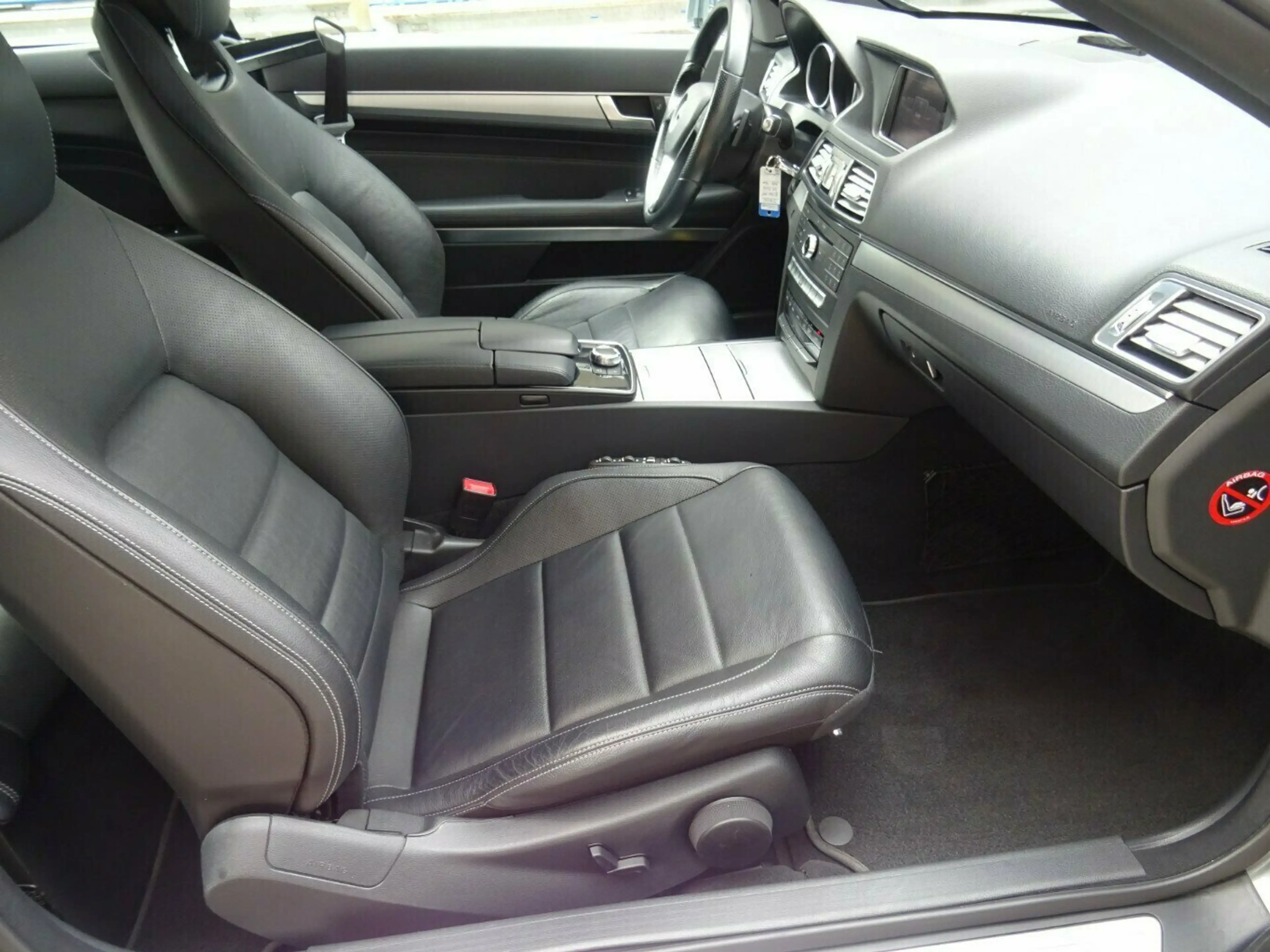 Mercedes-Benz E 250 Coupe D BT Avantg 9G-Tronic,Sportpaket,Comand,Lede — photo 7