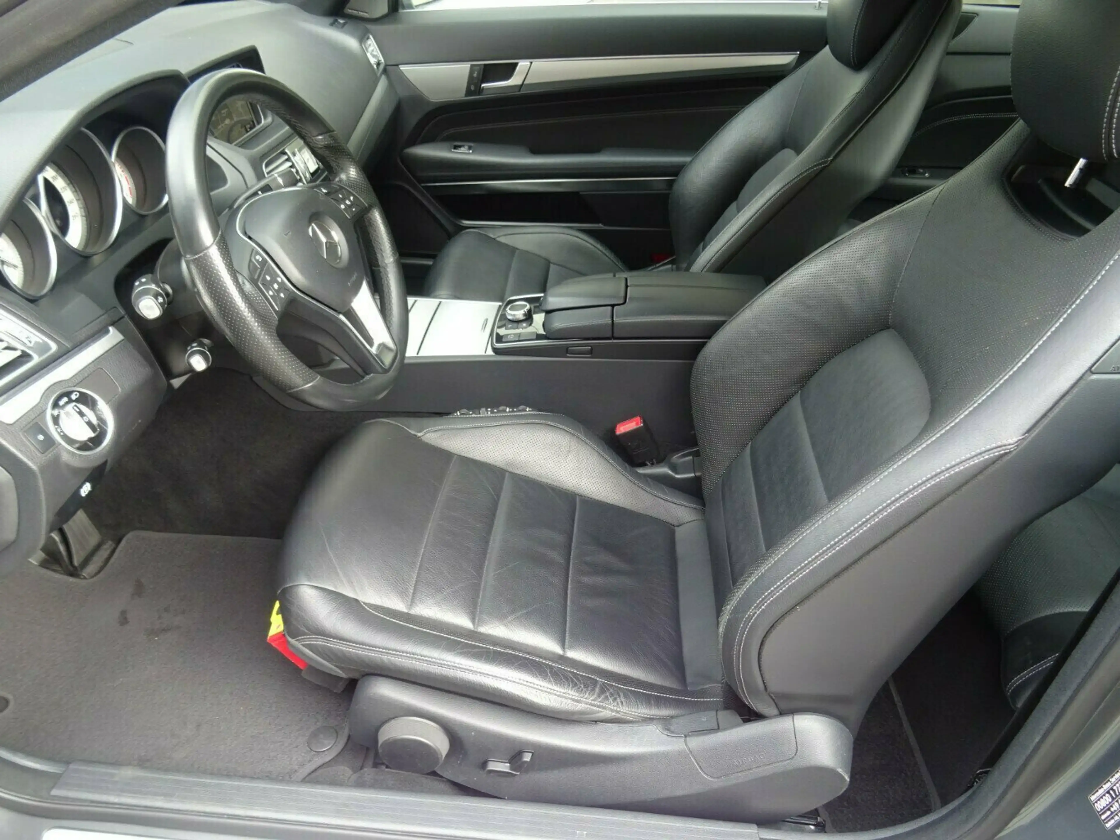 Mercedes-Benz E 250 Coupe D BT Avantg 9G-Tronic,Sportpaket,Comand,Lede — photo 6