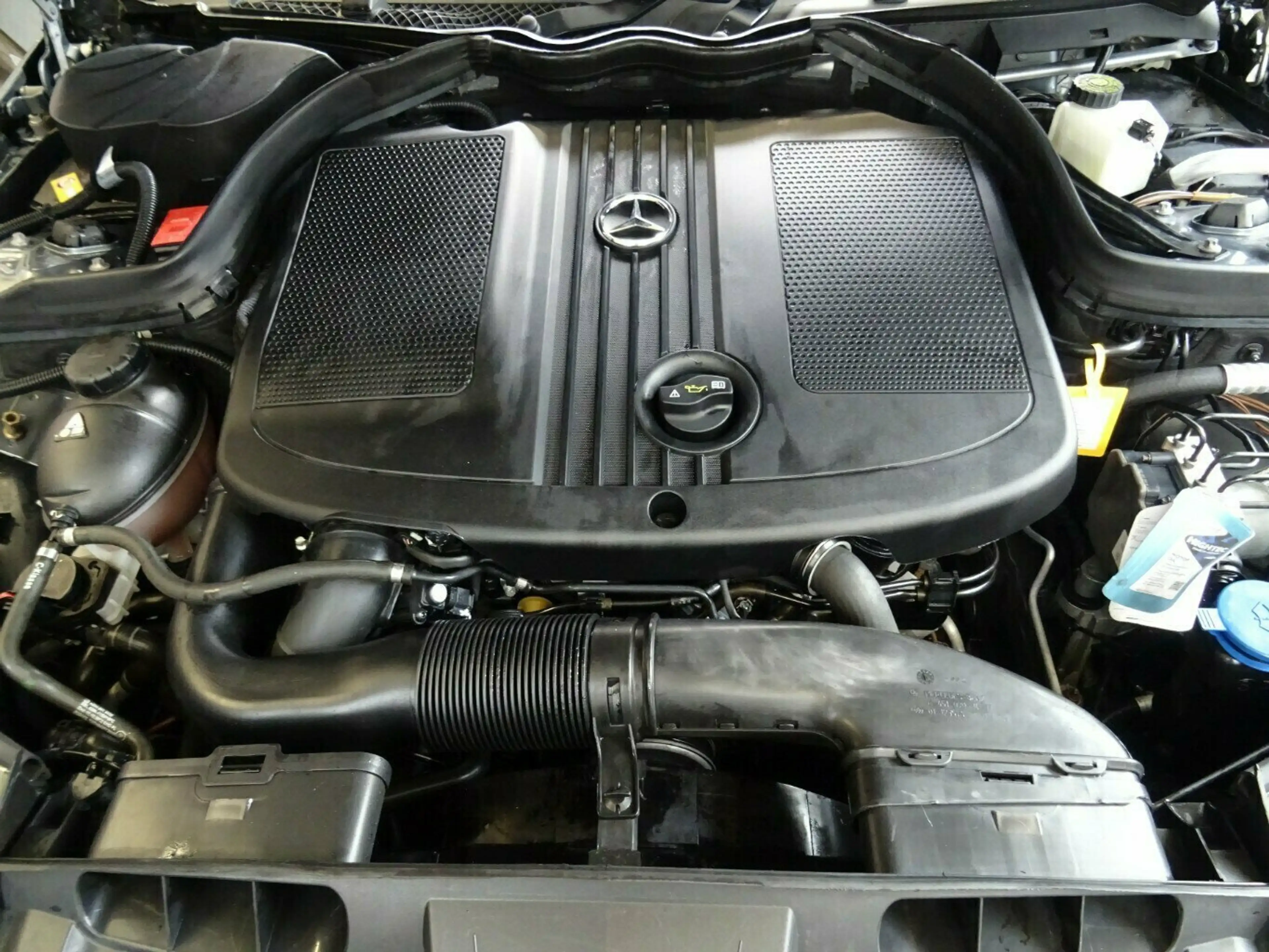 Mercedes-Benz E 250 Coupe D BT Avantg 9G-Tronic,Sportpaket,Comand,Lede — photo 18
