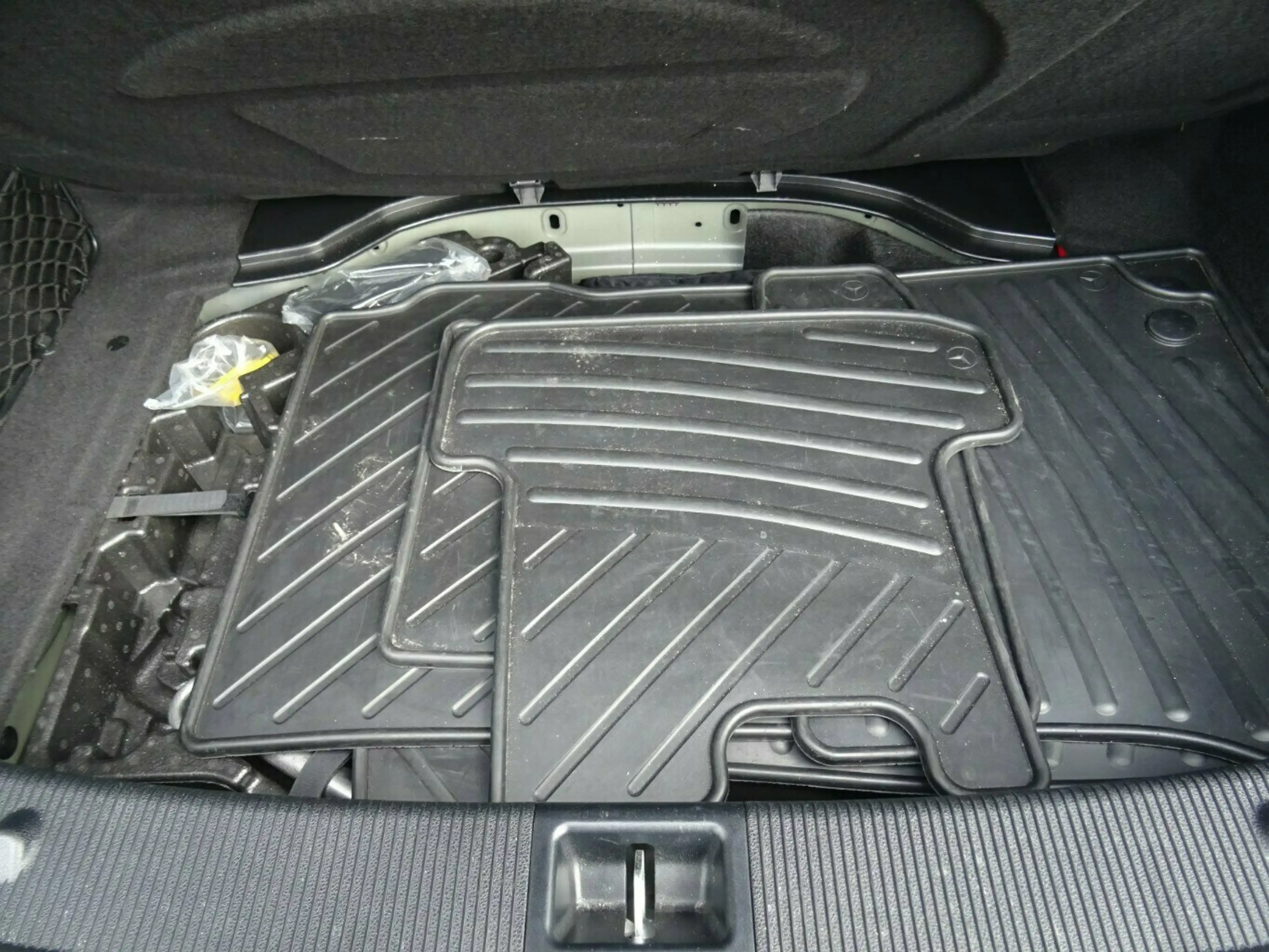 Mercedes-Benz E 250 Coupe D BT Avantg 9G-Tronic,Sportpaket,Comand,Lede — photo 10