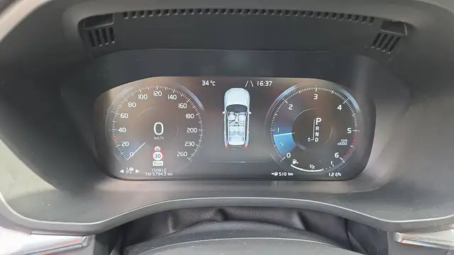 Volvo XC60 view 12