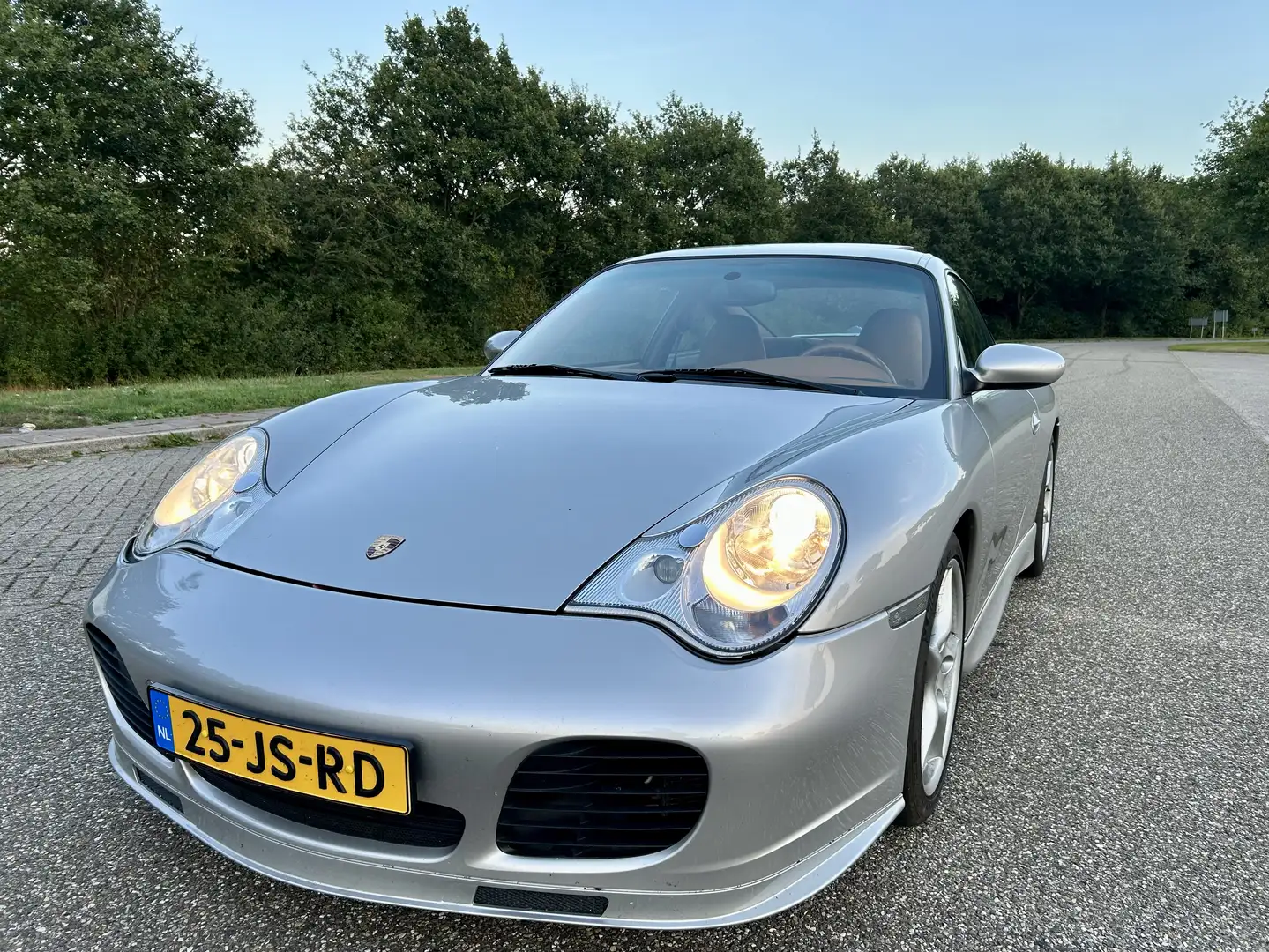 Porsche 996 911 Carrera 4 Tiptronic Aerokit Zilver - 1