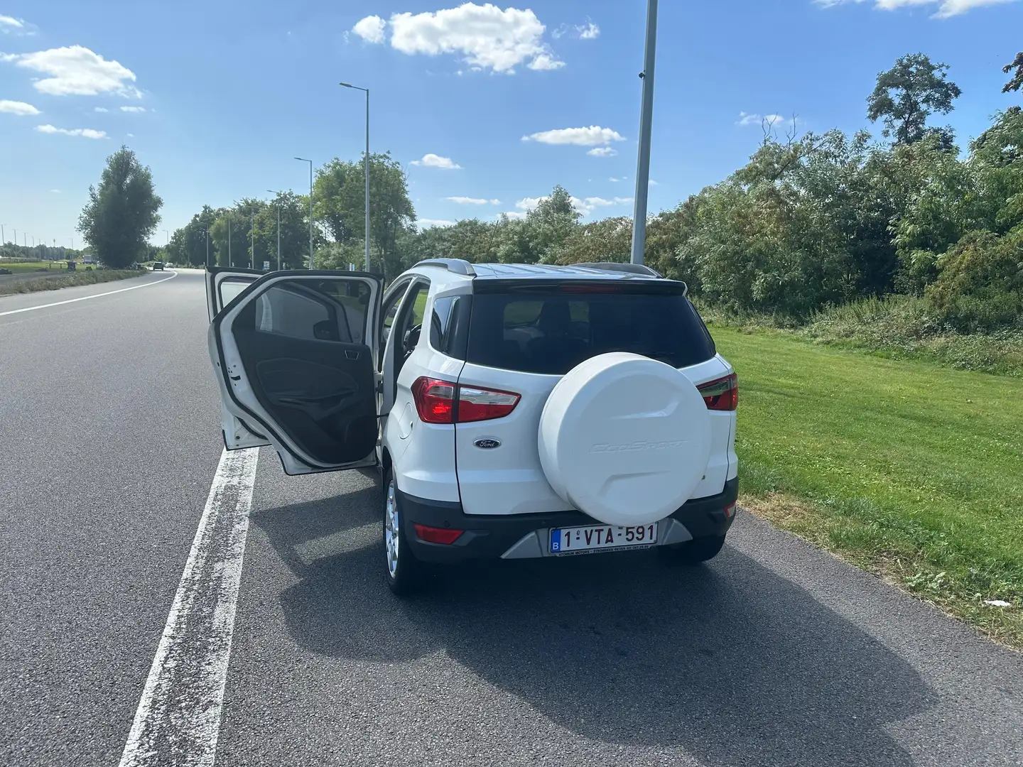 Ford EcoSport 1.0 EcoBoost 4x2 Titanium - 2