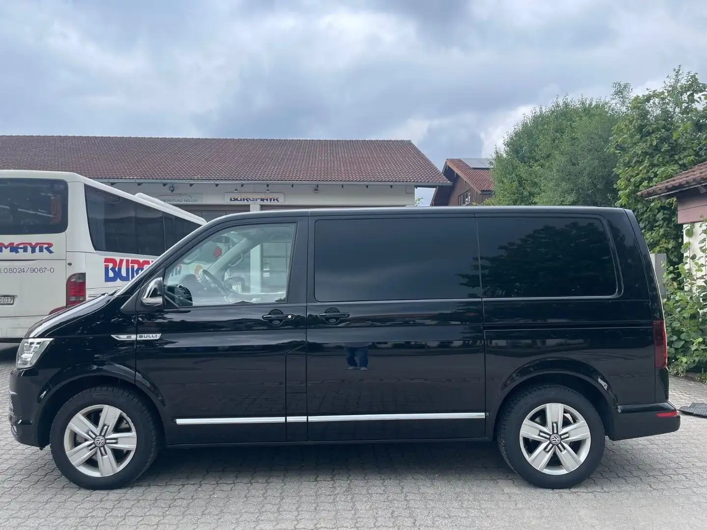 Volkswagen T6 Multivan Bus 70 Jahre Bulli *TÜV NEU! Noir - 2