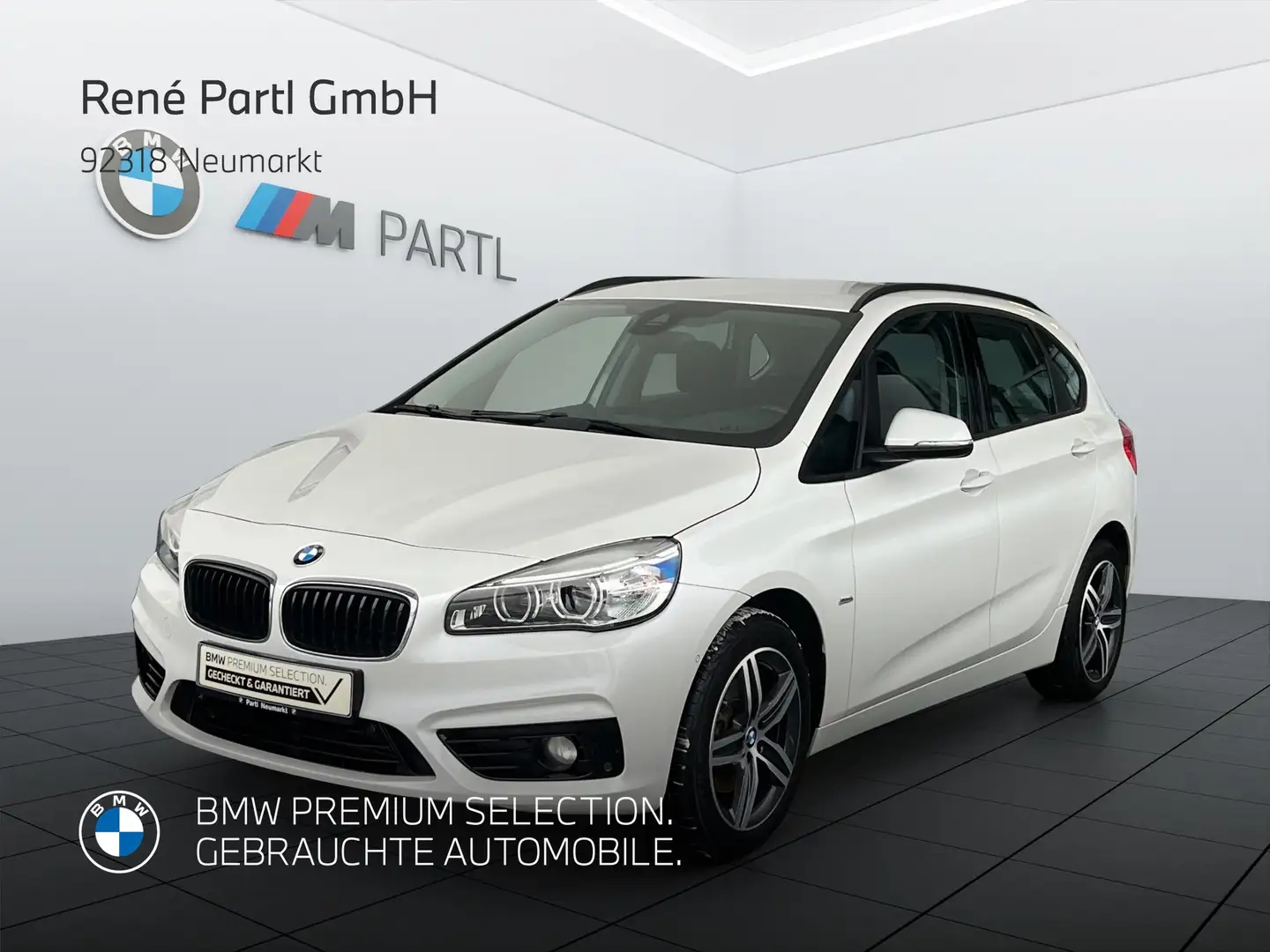BMW 218 i ActiveTourer SportLine Navi LED AHK RFK Weiß - 1