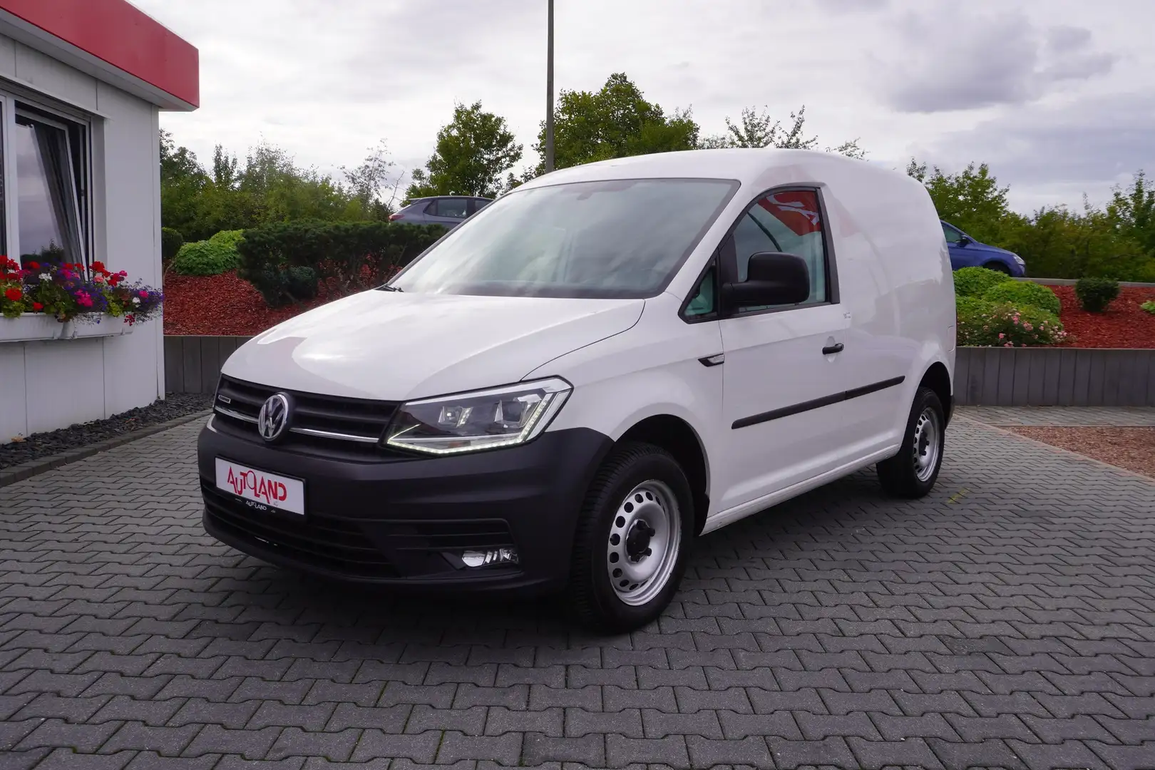 Volkswagen Caddy 1.4CNG Kasten Bi-Xenon Tempomat Sitzheizung Weiß - 2