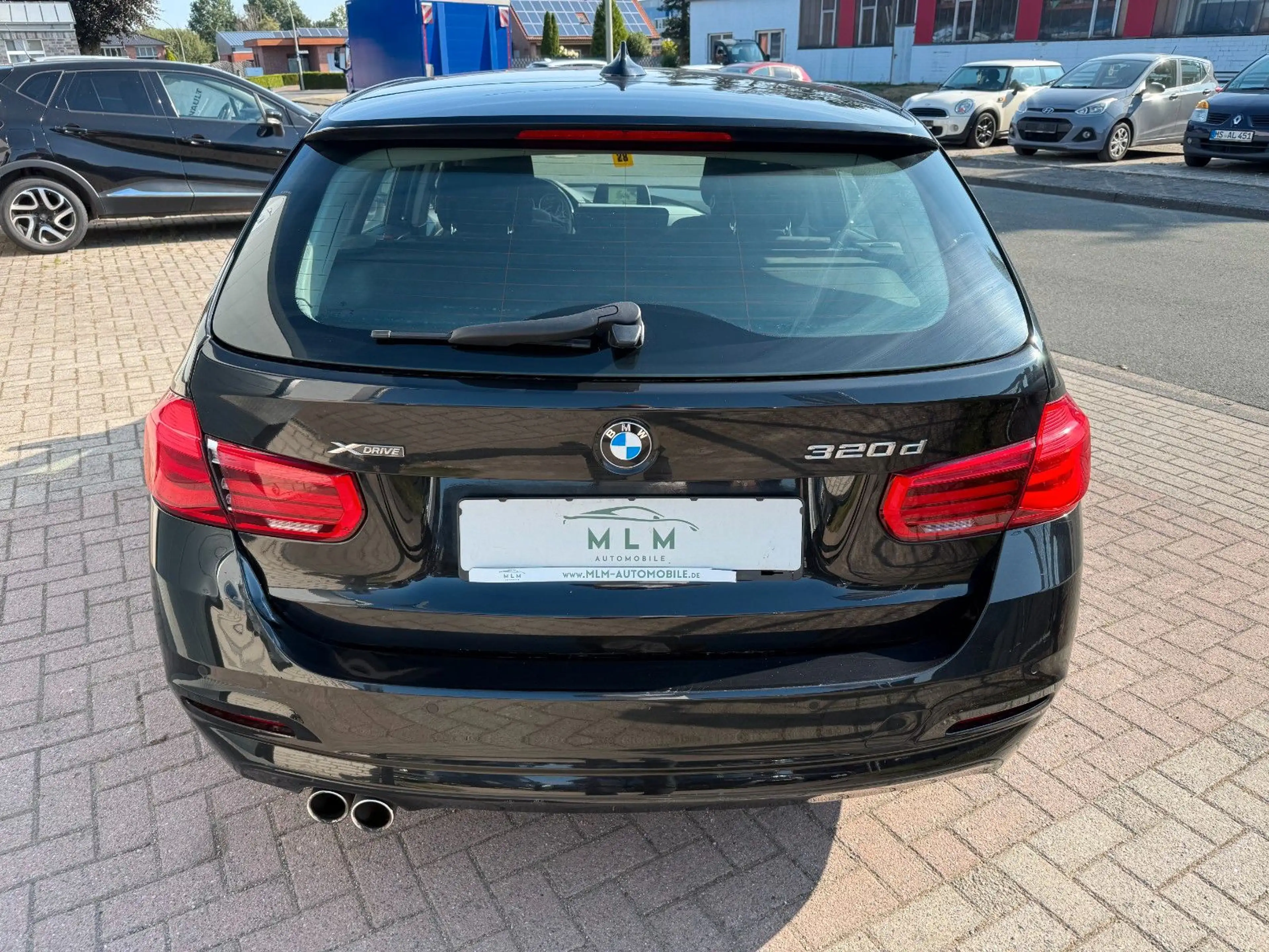 BMW 320 3 Touring 320 d xDrive — photo 7