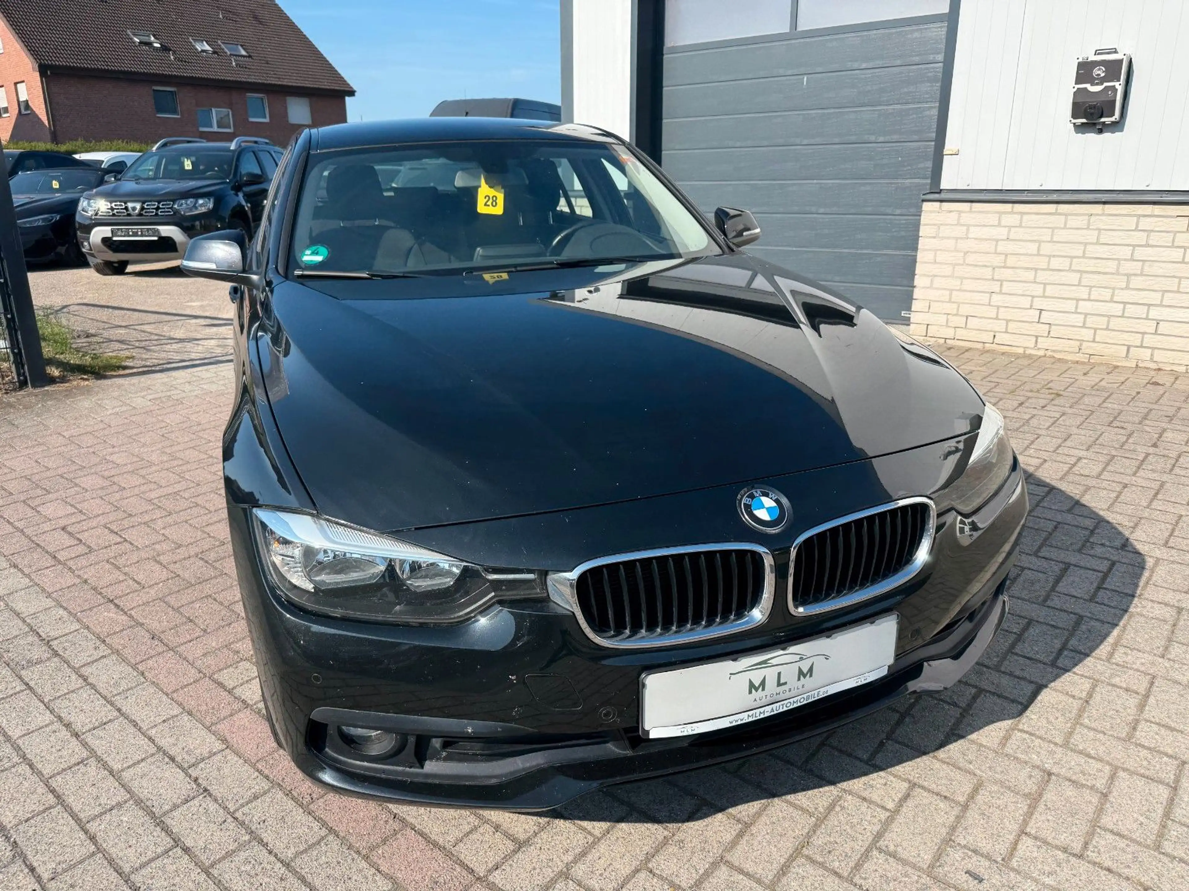 BMW 320 3 Touring 320 d xDrive — photo 3