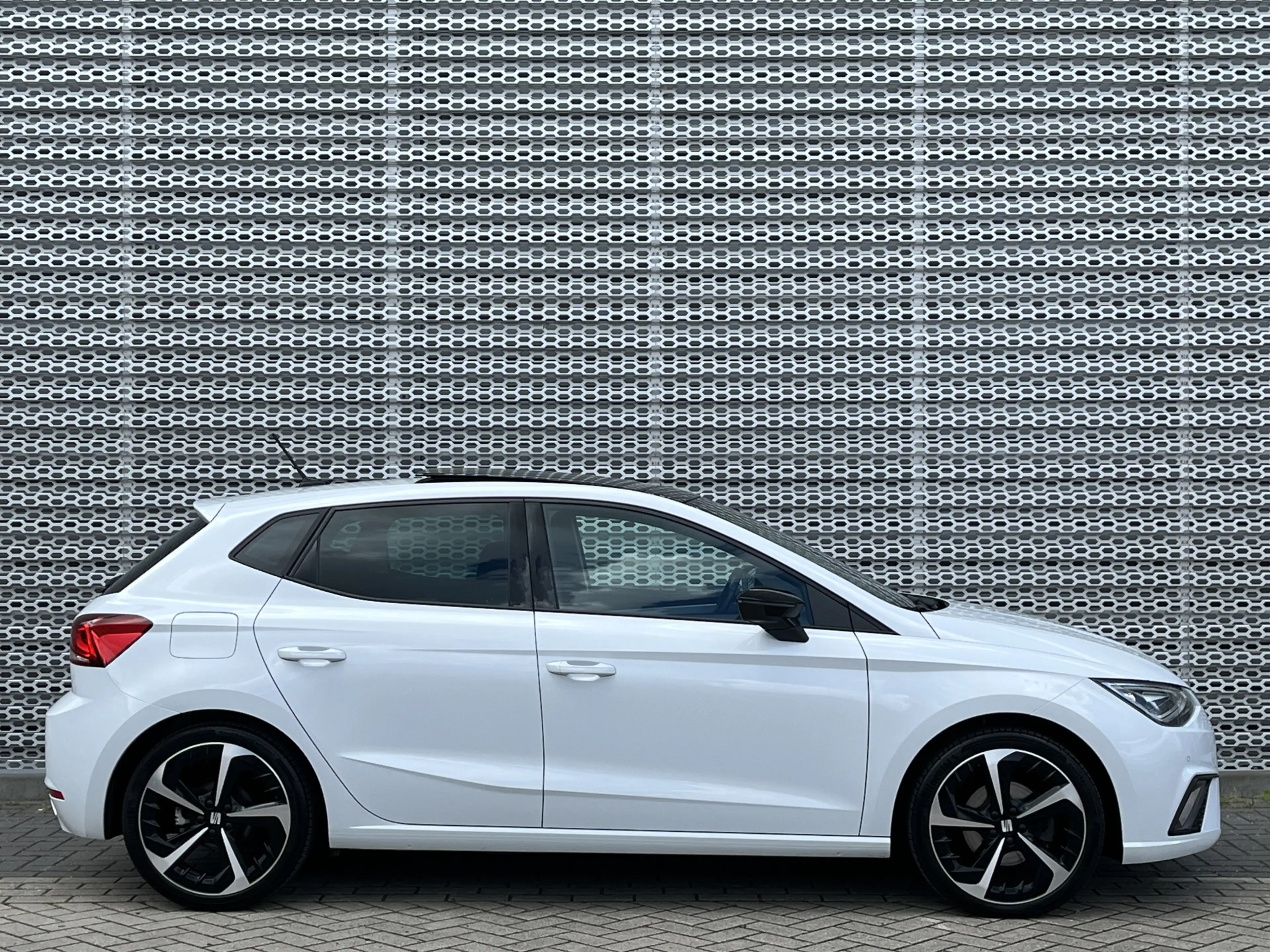 SEAT Ibiza 1.0 TSI FR / Panoramadak / Digitale Cockpit / LED — photo 10