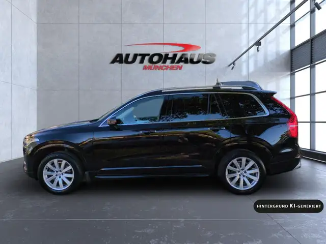 Volvo XC90 view 10