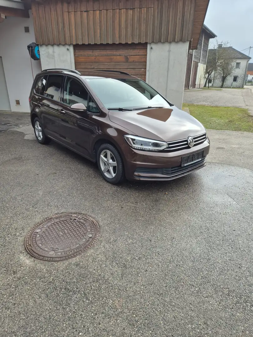 Volkswagen Touran Touran Comfortline 1,6 SCR TDI Comfortline Braun - 1
