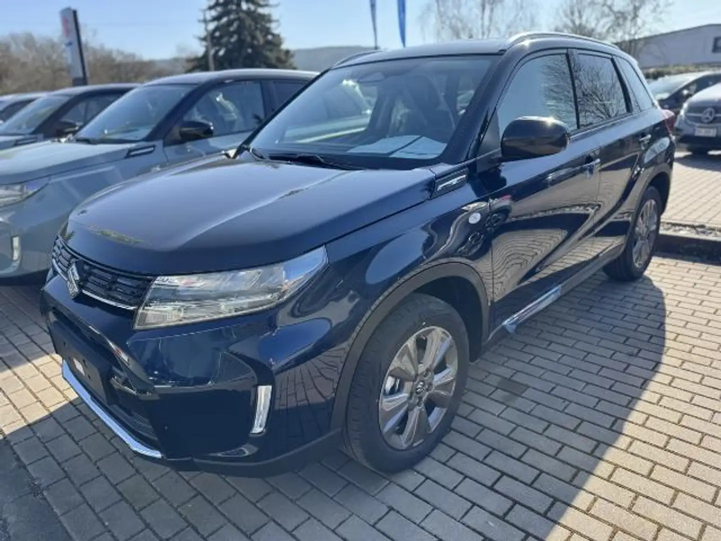 Suzuki Vitara 1.4 DITC HYBRID Comfort ALLGRIP 129PS! Blau - 1